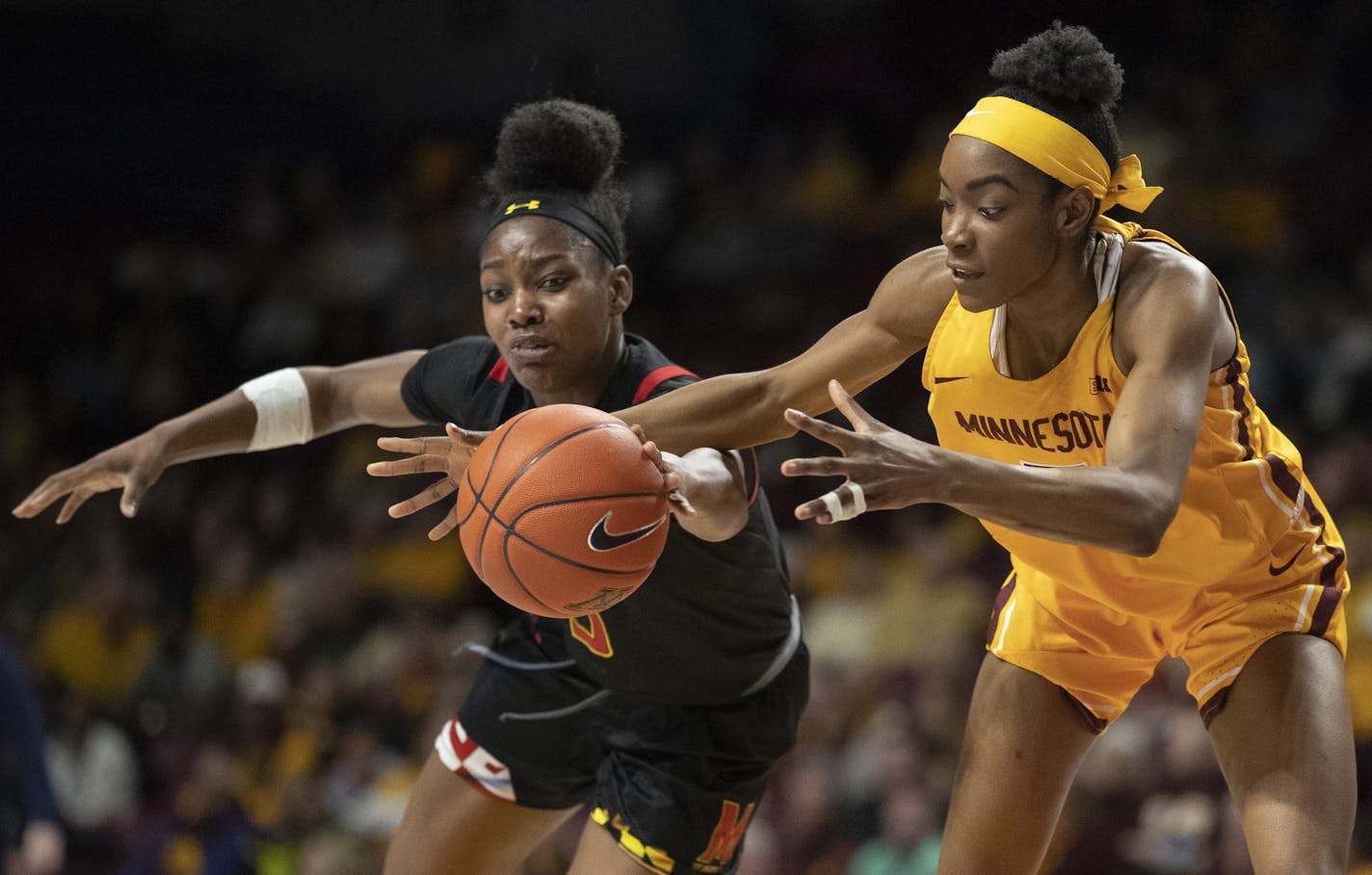 Maryland Terrapins guard Kaila Charles (5) tipped the ball away from Minnesota Gophers forward Taiye Bello (5) in the second quarter at Williams Arena .] Jerry Holt &#x2022;Jerry.Holt@startribune.com The University of Minnesota hosted Maryland at Williams Arena Sunday March 1, 2020 in Minneapolis, MN.