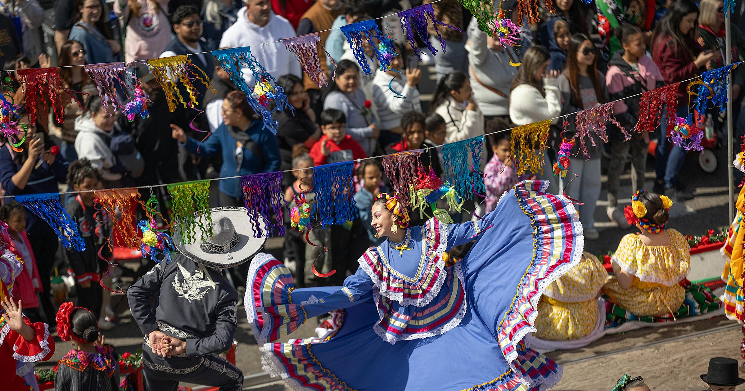 Cinco De Mayo festivities bring thousands into the streets of St. Paul