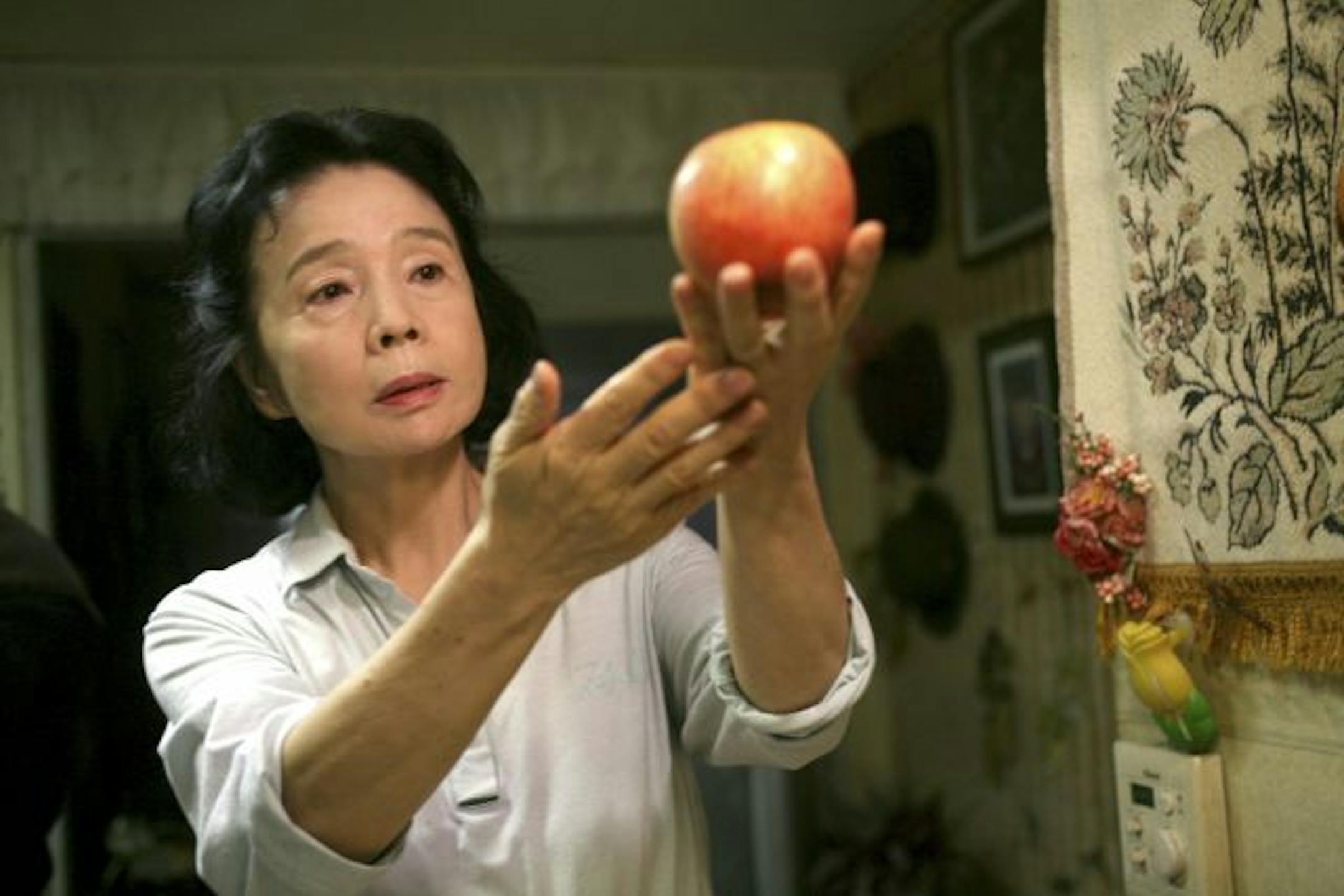 Yun Jung-hee stars in "Poetry."