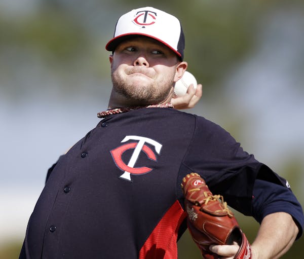 Twins pitcher Ryan Pressly pitched during drills Tuesday Feb.19, 2013 at Lee County Sports Complex in Fort Myers, FL.] JERRY HOLT &#x201a;&#xc4;&#xa2;