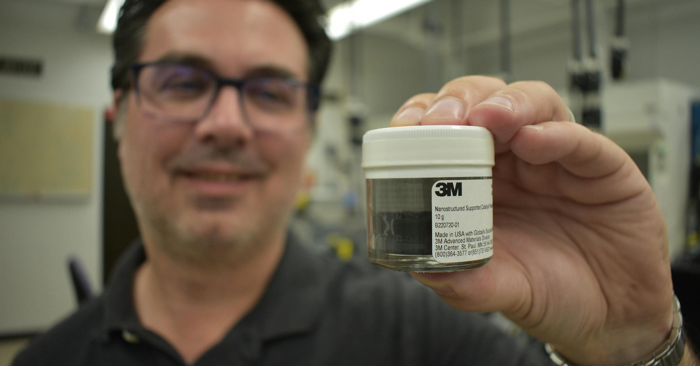 3M hopes its new powder can help unlock green hydrogen production