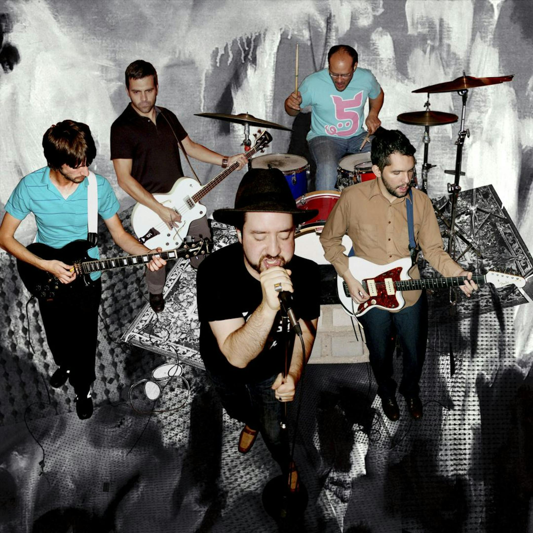 Stnnng. photo/artwork by Hannah Haugberg