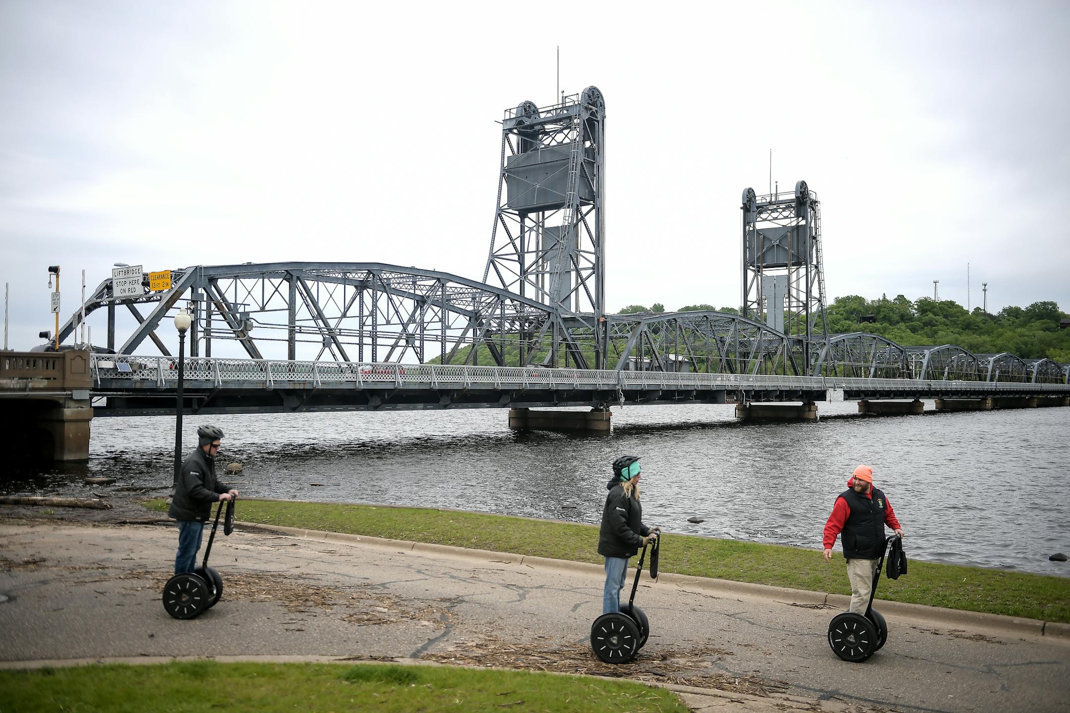 A Segway tour made its way past the old Stillwater lift bridge Friday afternoon. ] AARON LAVINSKY ï aaron.lavinsky@startribune.com Anticipating the opening of a new St. Croix River bridge this summer, Stillwater city leaders have unveiled their first firm proposal for a downtown makeover once the 1931 Lift Bridge closes to vehicle traffic. Two blocks of traffic-busy Chestnut Street, leading to the old bridge, would become a pedestrian plaza, funneling walkers and cyclists onto a new loop tr