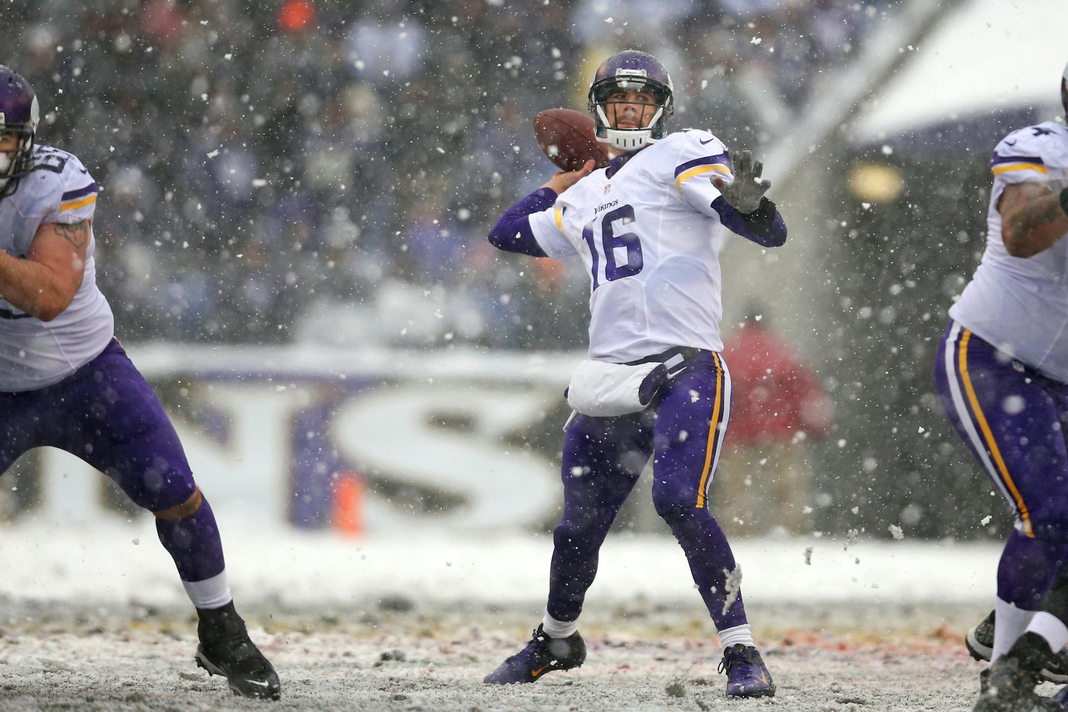 The Vikings offensive line, including John Sullivan, Charlie Johnson and Matt Kalil, protected quarterback Matt Cassel long enough to threw a deep pass against the Baltimore Ravens. The Vikings lost 29-26. ] MCKENNA EWEN · mckenna.ewen@startribune.com Minnesota Vikings and Baltimore Ravens - M&T Bank Stadium in Baltimore, MD. - 12/08/2013
