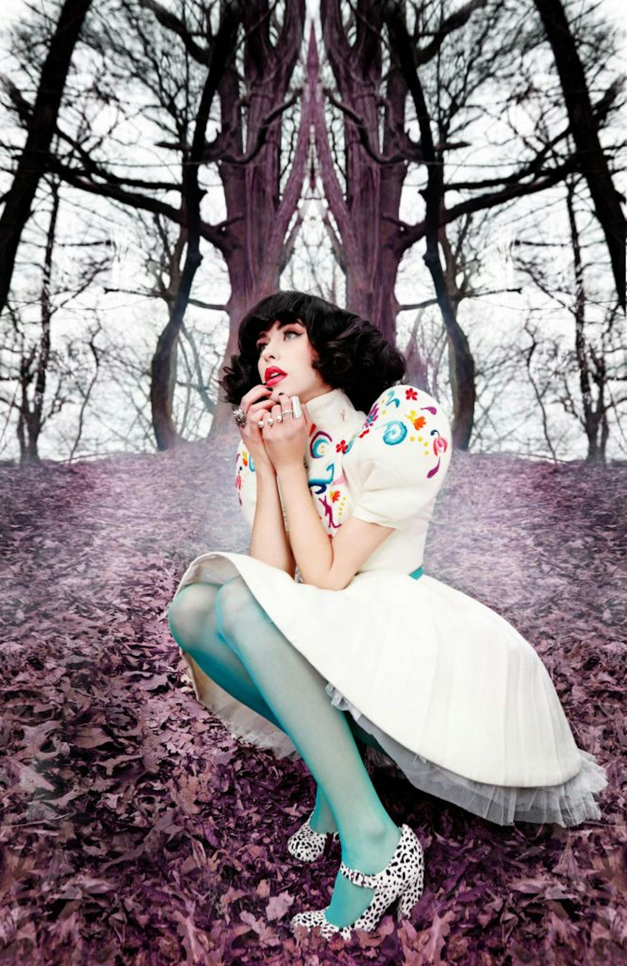 Photo by Thom Kerr; Publicity photo of Kimbra