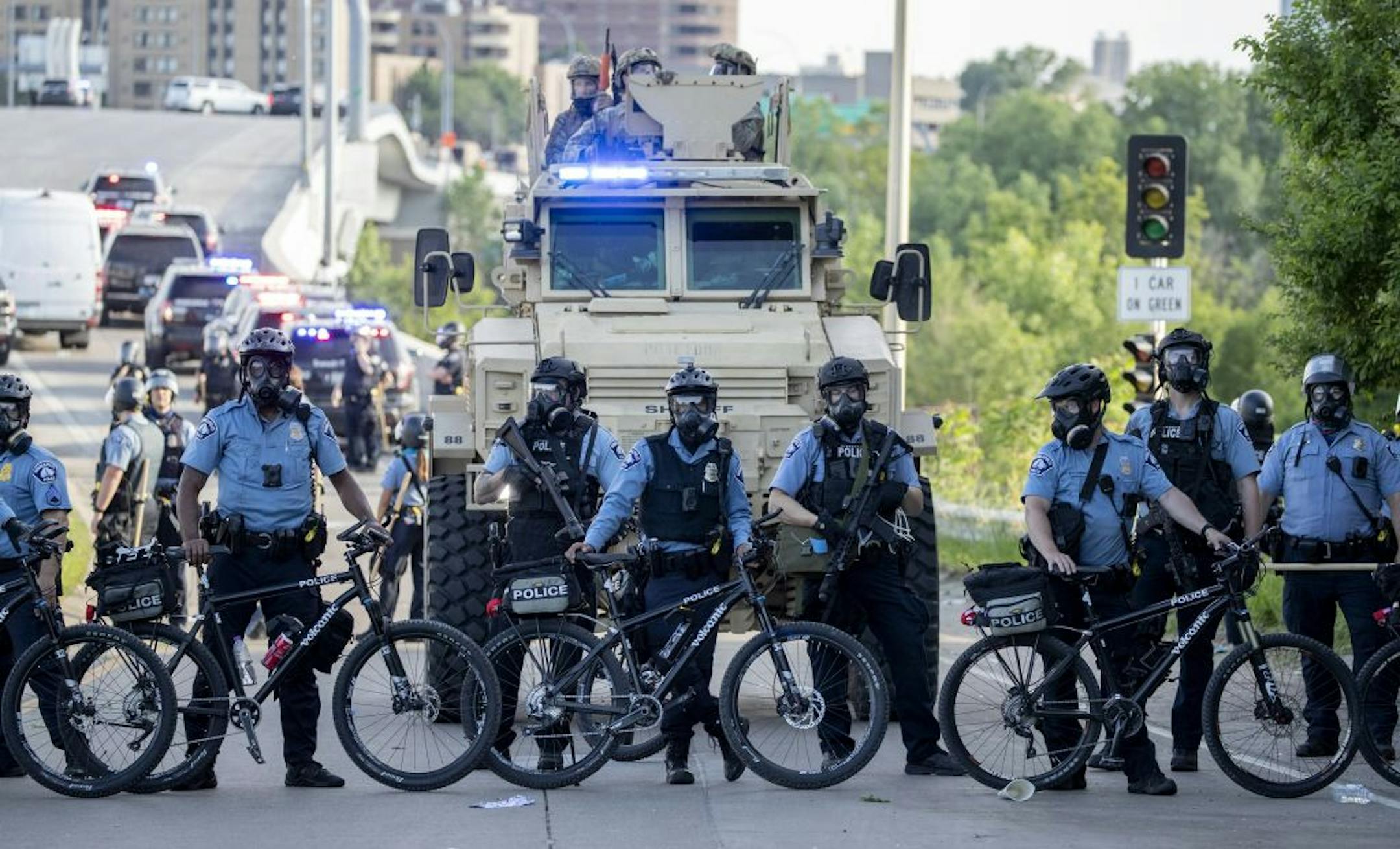 The protest continued on Sunday, May 31, 2020, at the Interstate 35W bridge and University Avenue in Minneapolis.
