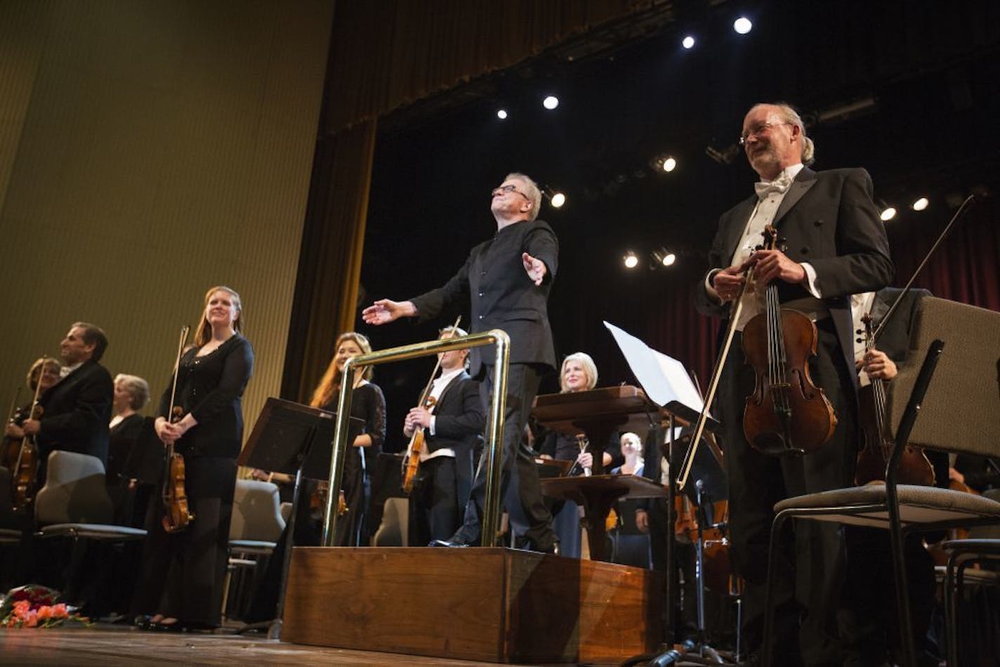 Music director Osmo Vanska takes a bow Friday night during the Minnesota Orchestra's first of two concerts at the Teatro Nacional in Havana, Cuba.