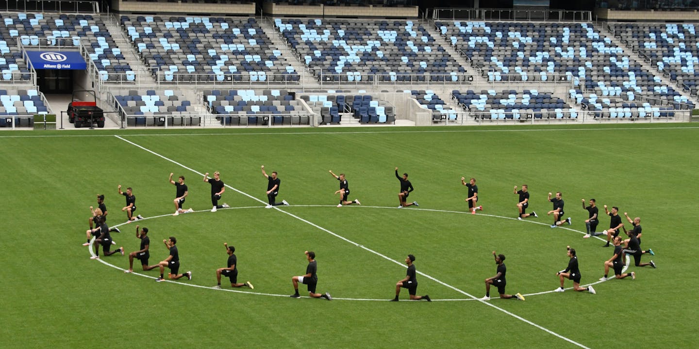 Loons players demonstration