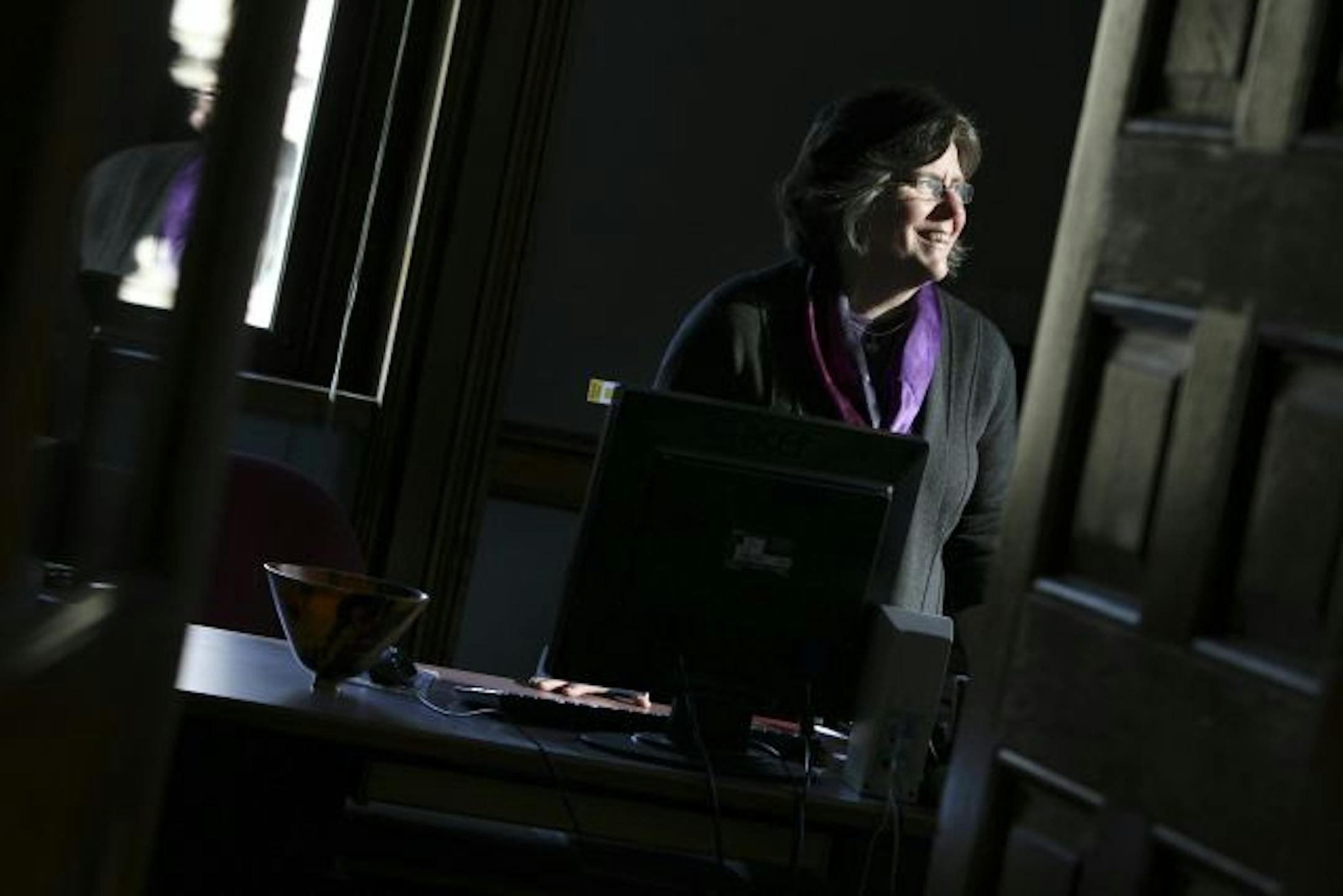 Linda Tacke is currently the interim executive director of the American Woodturners Association, a group of 14,000 hobbyists who use lathes and other shop tools.