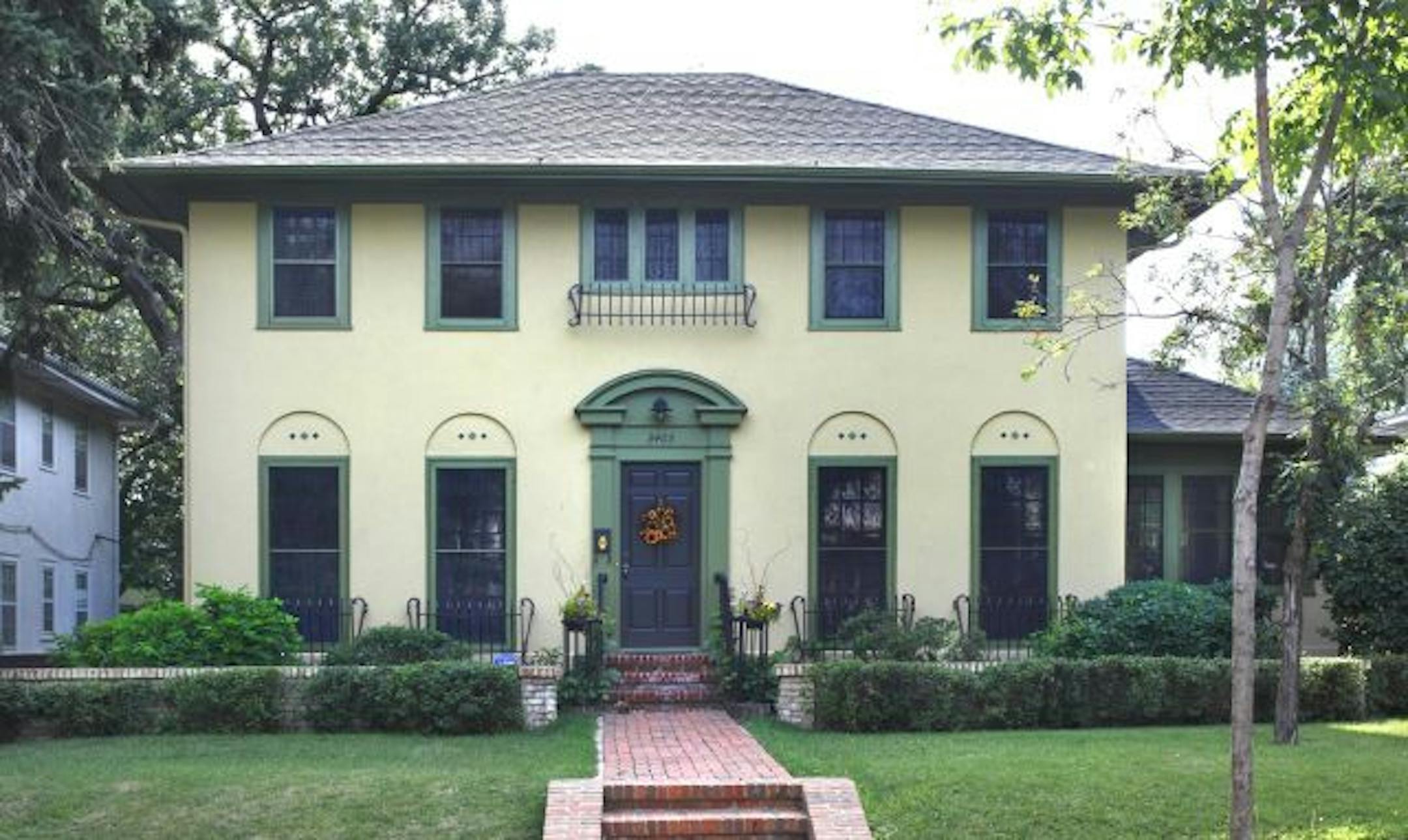 The Jablonskis fell in love with the four French doors across the front of the 1919 colonial-style home in Minneapolis' Uptown neighborhood.
