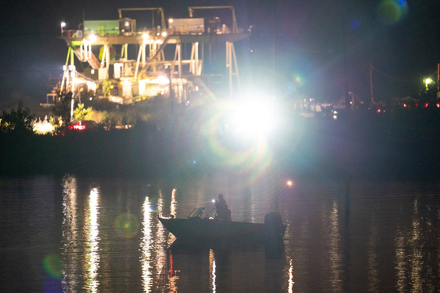 A Sheriff's Department boat began the search for a missing plane in the water off Grey Cloud Island late Sunday night.