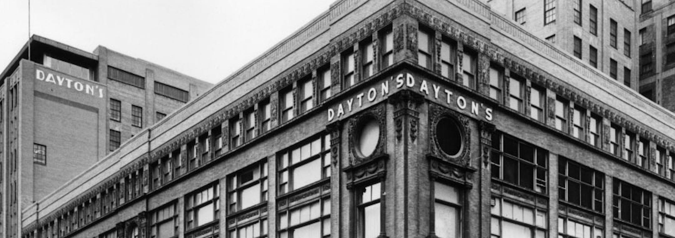 Dayton's department store, Seventh Street and Nicollet Avenue South (now Nicollet Mall), in Minneapolis. Radisson Hotel is shown at right, on Seventh Street // from the Minneapolis - Buildings - Central Loop folder of the 1960 Minneapolis Special Survey Drawer // Photo by Minneapolis Star and Tribune staff photographer Roy Swan, March 1960. ORG XMIT: MIN2015110310570939 ORG XMIT: MIN1610271158581786