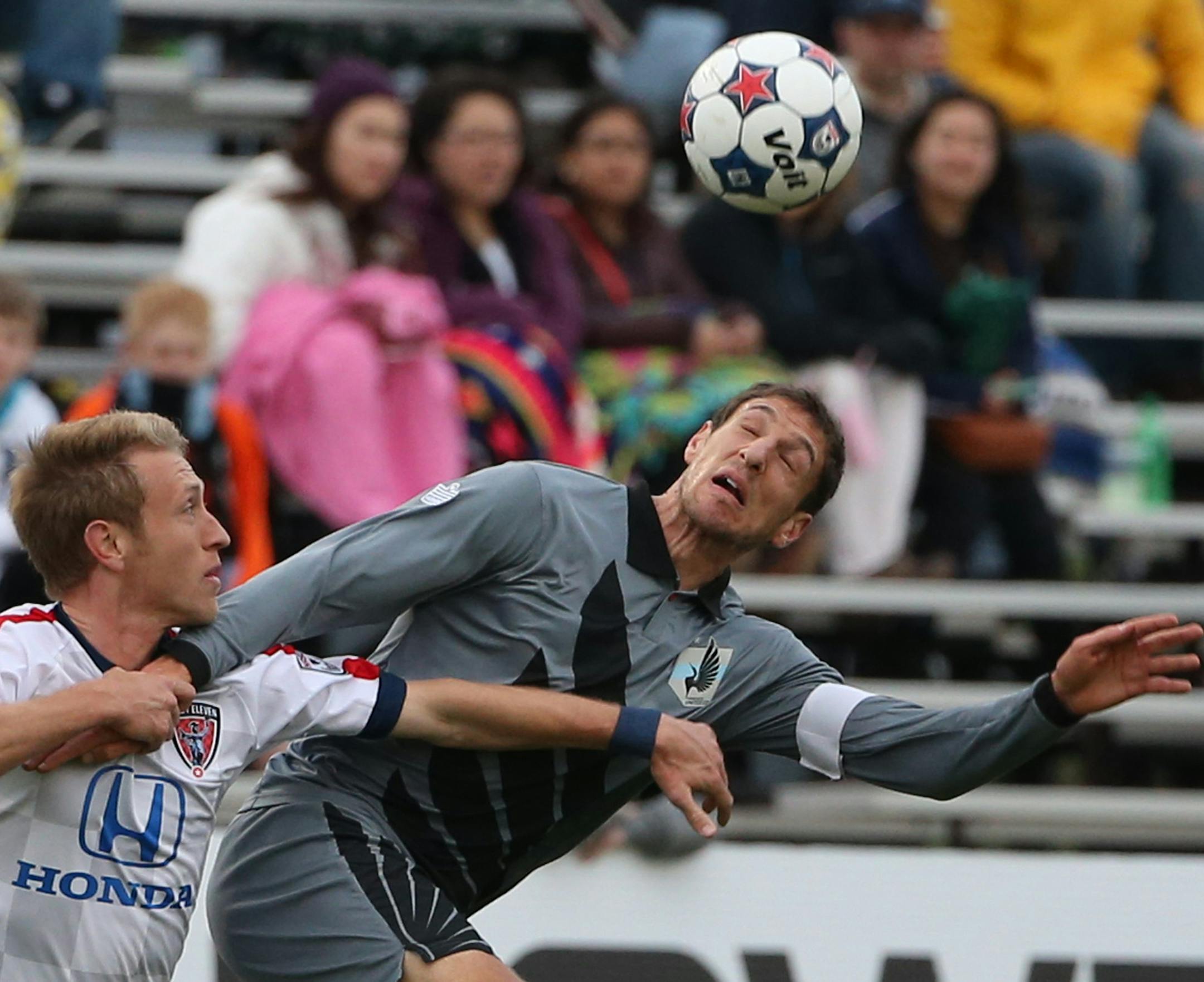 Minnesota United FC's Aaron Pitchkolan got his hand pulled by Indy Eleven's Brad Ring in the first half. ] (KYNDELL HARKNESS/STAR TRIBUNE) kyndell.harkness@startribune.com Minnesota United FC vs Indy Eleven at the National Sports Center in Blaine Min., Saturday, May 3, 2014.