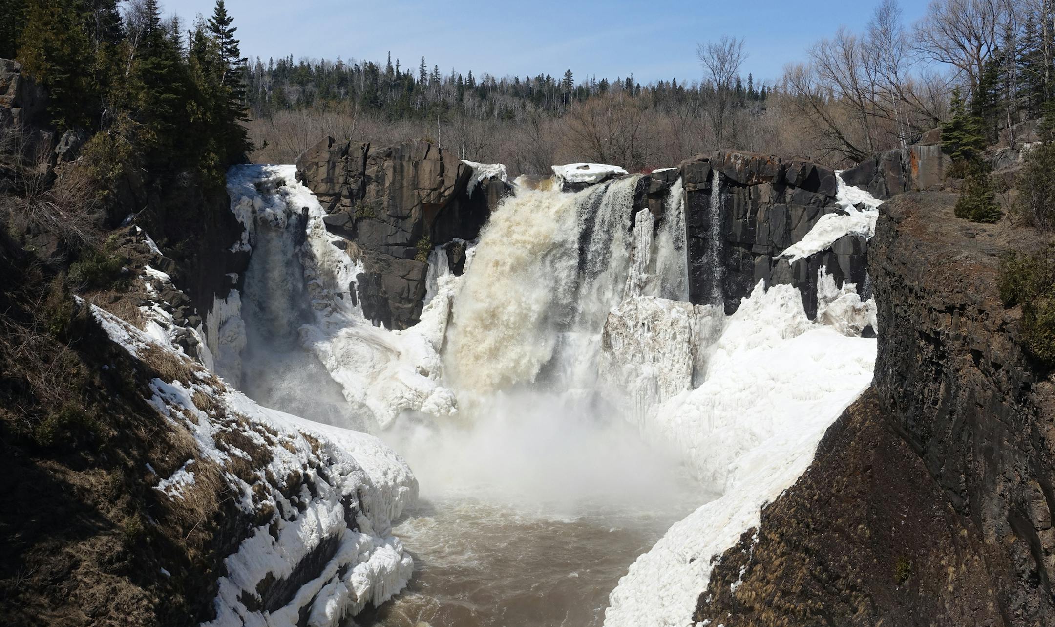 Ice shield on the Pigeon River waterfall.