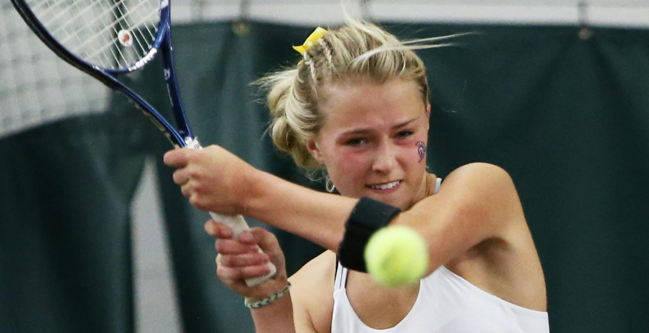 Olivia Paradise helped Mahtomedi end Edina's 19-year reign as girls' tennis state champions in last year's Class 2A semifinals.