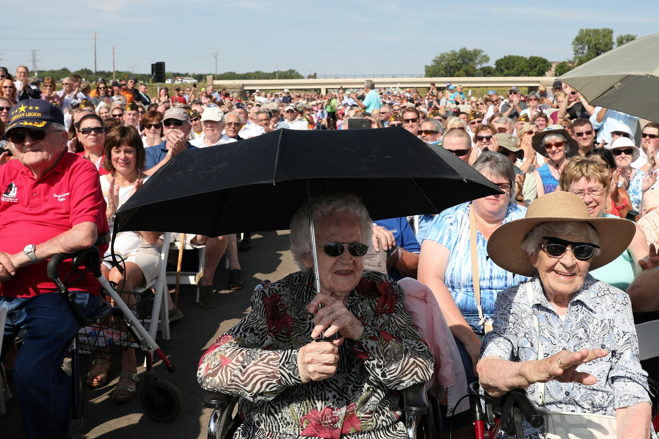 Sisters Doris Erler, left, and Helen Josephson, who were both at the opening of the original Lift Bridge were recognized during the ribbon-cutting ceremony.