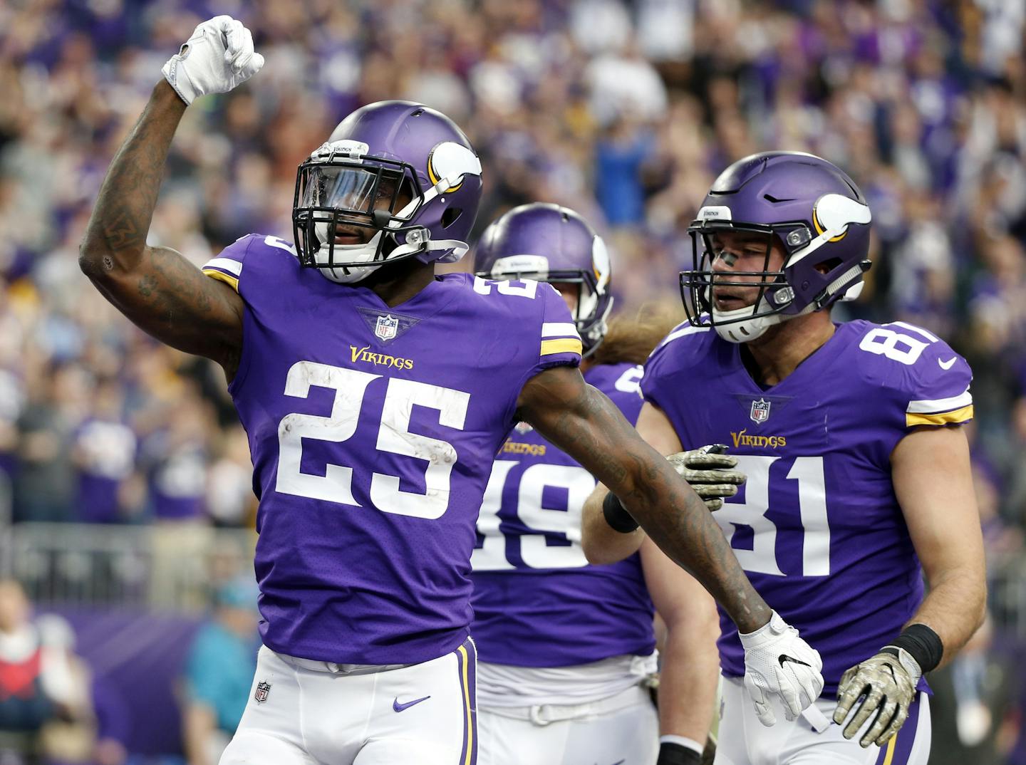 Vikings running back Latavius Murray is helping to move the chains on offense. He leads the team in rushing yards (572) and rushing touchdowns (five). He has averaged 73.3 total yards per game since Dalvin Cook went down in Week 4 with a torn ACL.