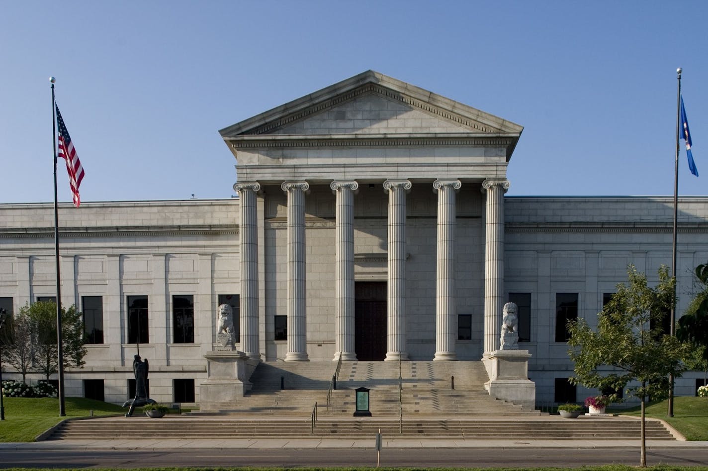 Views of the original McKim, Mead and White facade of the museum on 24th Street, July 14, 2005