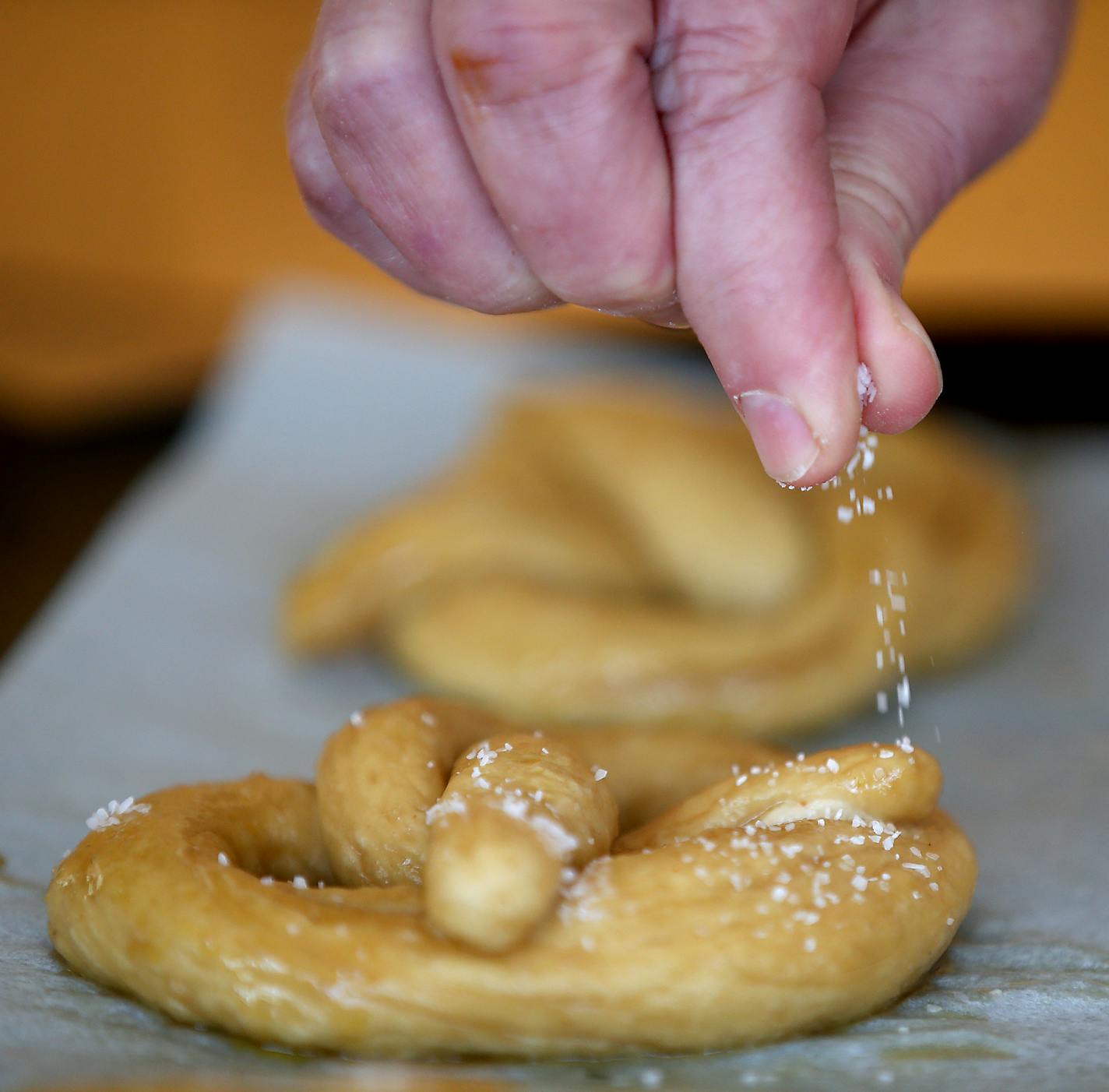 Baking Central creates step-by-step of shaping, poaching and baking pretzels, Wednesday, January 7, 2015 in Edina, MN. ] (ELIZABETH FLORES/STAR TRIBUNE) ELIZABETH FLORES &#x2022; eflores@startribune.com