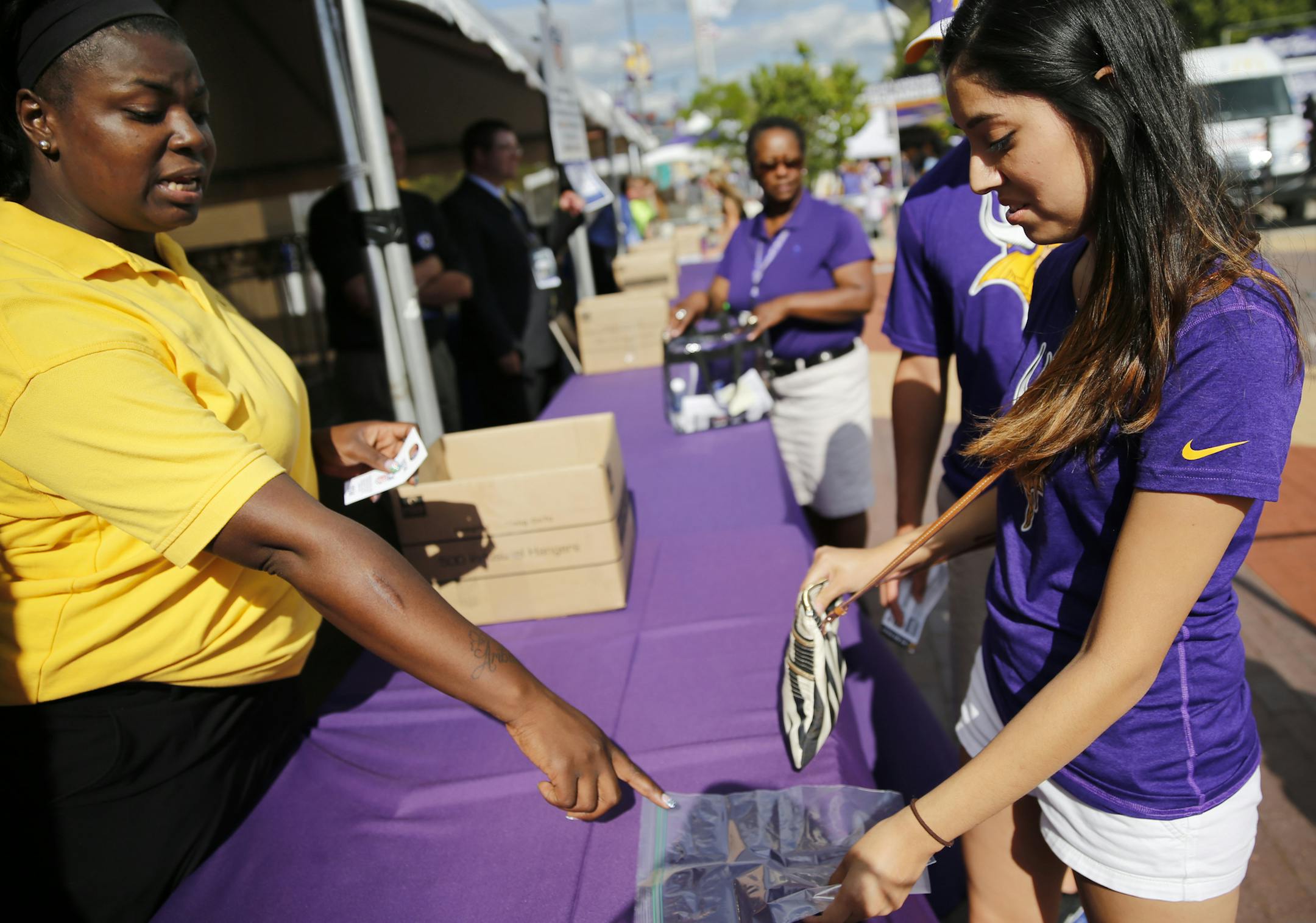 At the Metrodome, the NFL has instituted that non-clear bags larger than 4.5" by 6.5" cannot be brought into the stadium. security staffer Toywonia Jones gave Francis Barriga the option of putting her purse items in a clear baggie. Barriga chose to return to her car and leave her purse there. ] tsong-taataarii@startribune.com