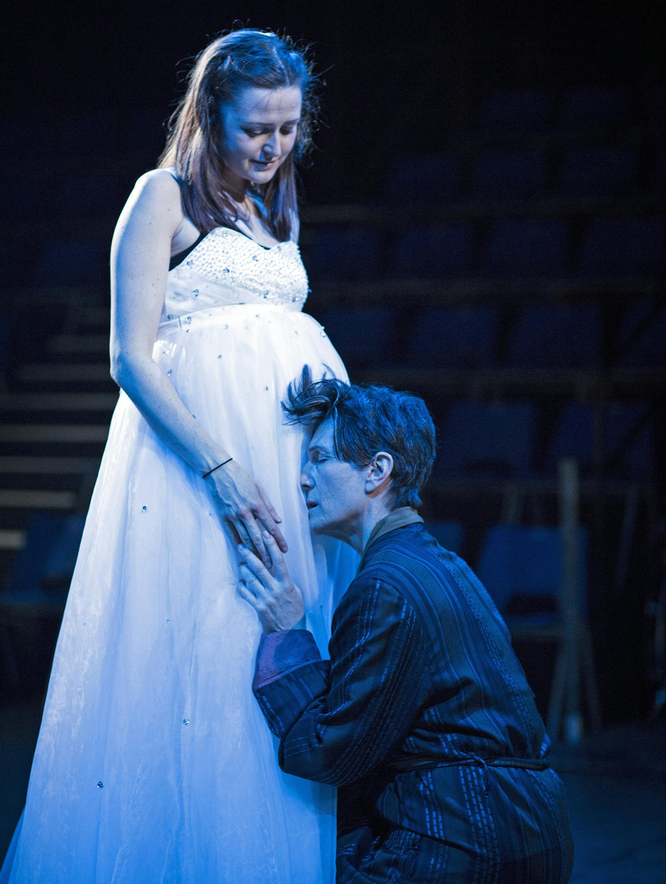 Clare Dunne (Portia) and Harriet Walter (Brutus) in Julius Caesar
photo: Helen Maybanks