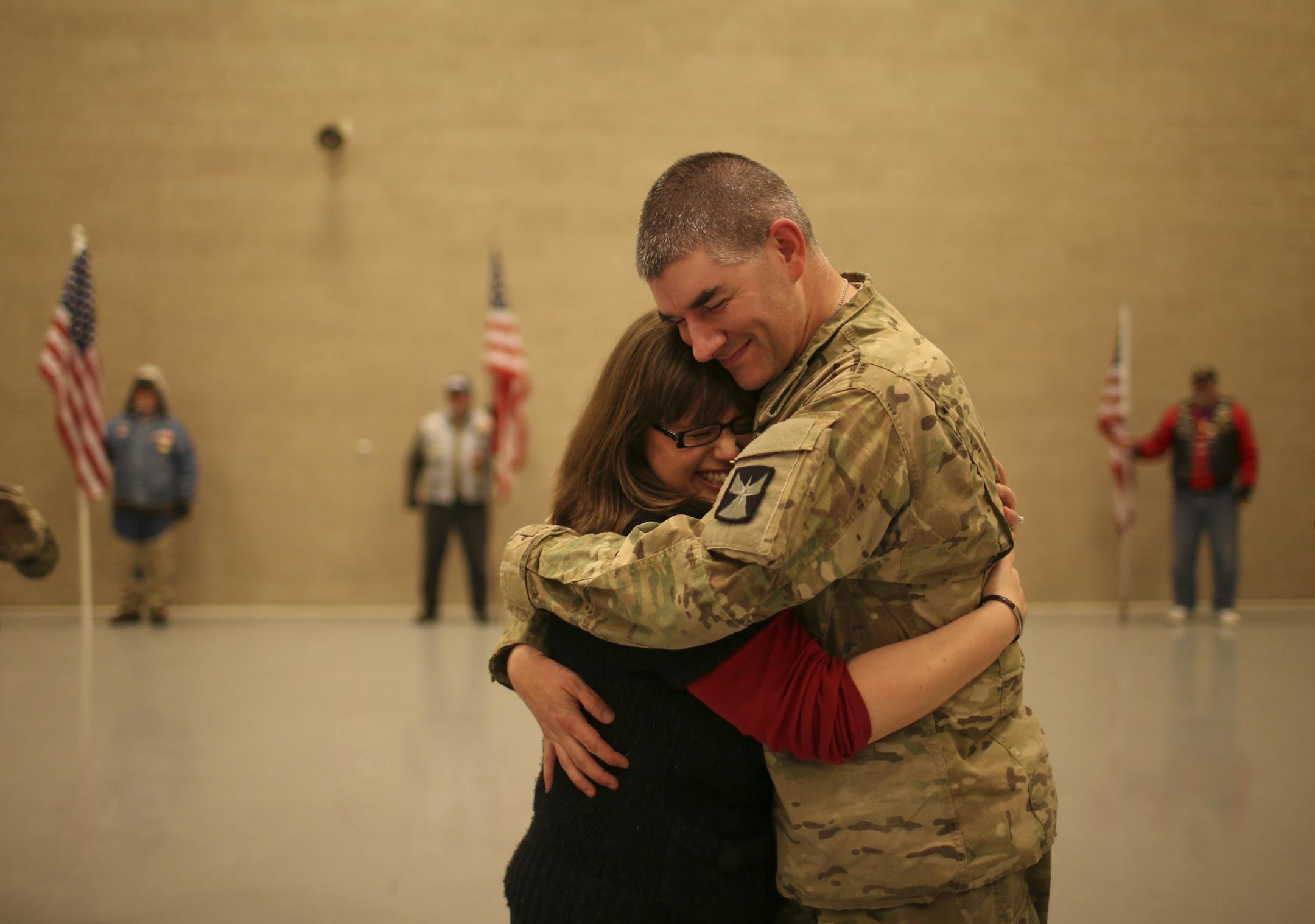 The final wave of twenty-four soldiers from the 147th Human Resource Company returned home to their Arden Hills Readiness Center Sunday evening after deploying in support of Operation Enduring Freedom. "The company oversaw postal operations throughout three of five areas in Afghanistan," said Army Maj. Jackie L. Stenger, 147th Human Resource Company Commander. "We were spread across 19 different bases throughout Afghanistan and worked in a joint environment with Air Force and Navy." Capt. Michae