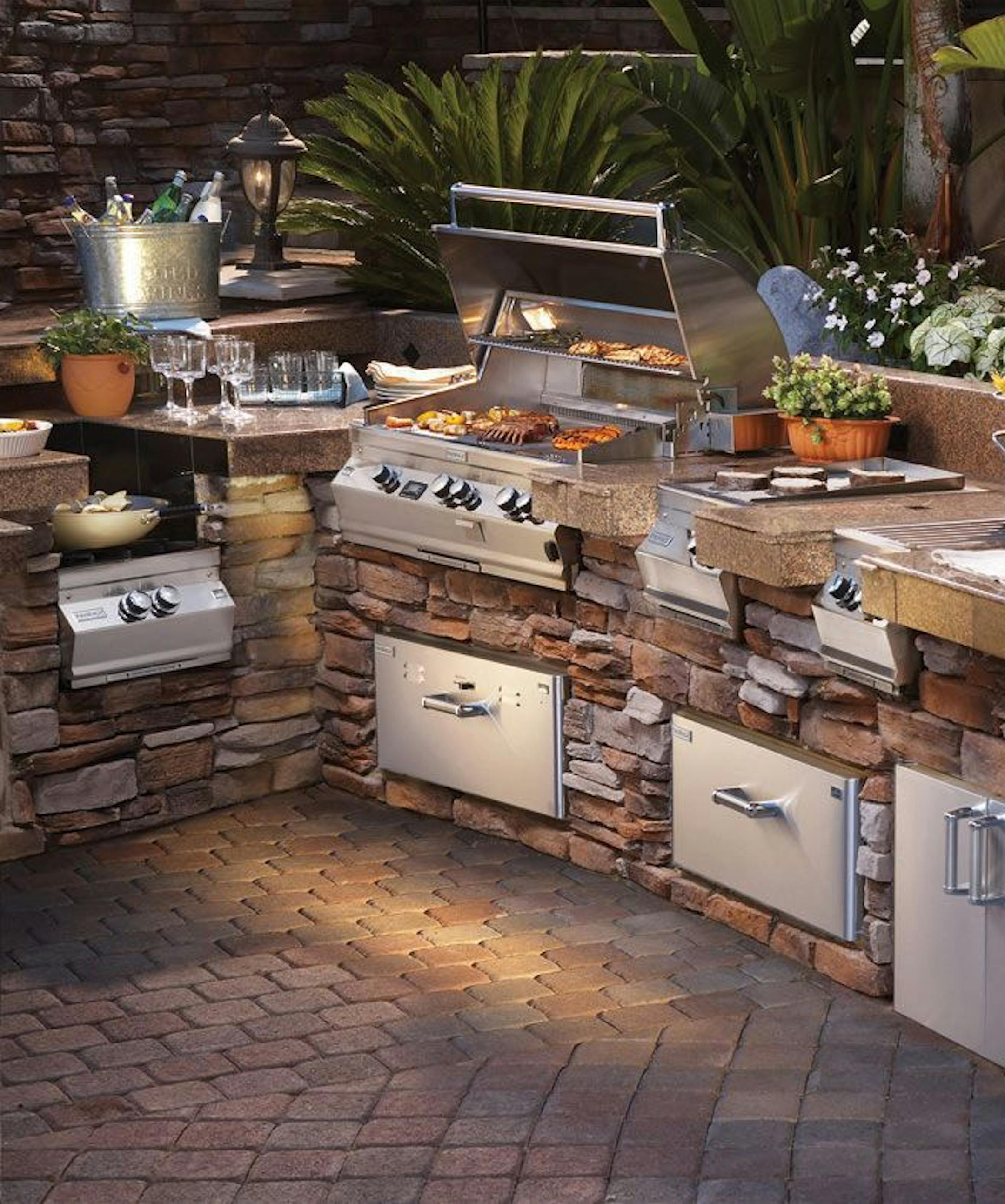 An outdoor kitchen to die for will be showcased at the Minnesota Home and Patio Show, Feb. 16-19 in St. Paul.