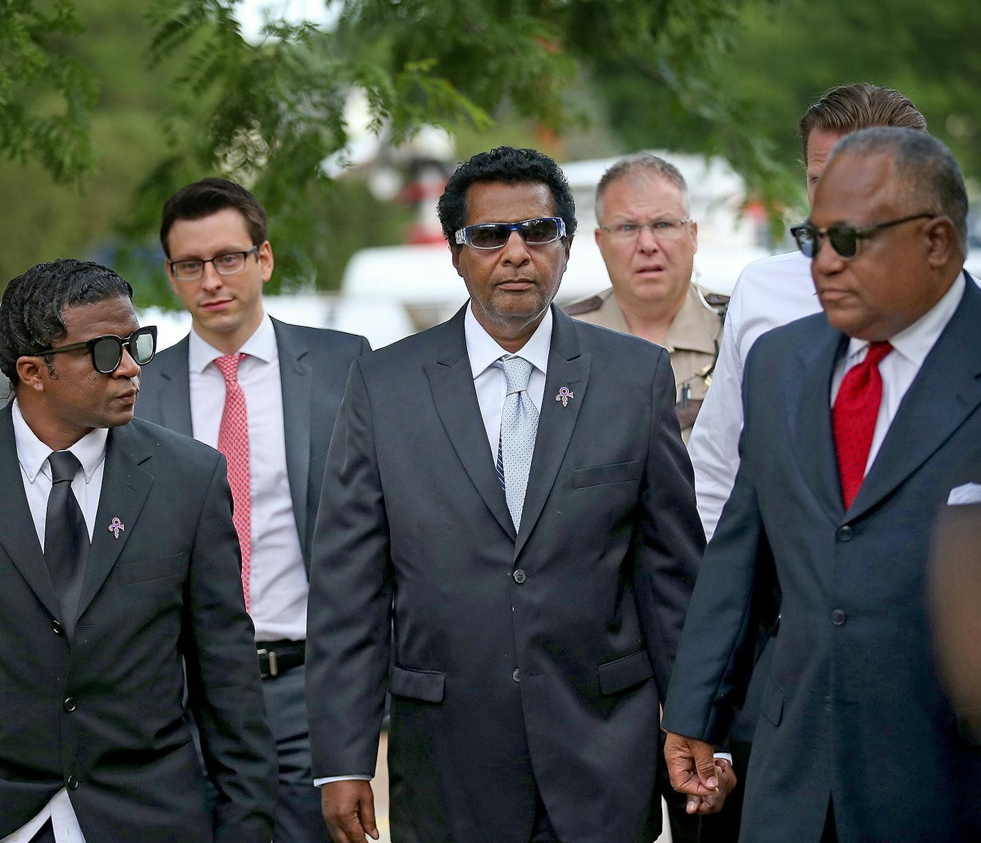 Prince's half-brother Alfred Jackson, center, made his way into the Carver County Justice Center on June 27, 2016 in Chaska, MN. Attorneys representing the potential heirs to Prince's estate met in court to discuss issues related to DNA testing of those making a claim to the late musician's music and millions. ] (ELIZABETH FLORES/STAR TRIBUNE) ELIZABETH FLORES &#x2022; eflores@startribune.com