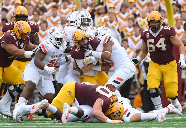 Final: Gophers give up stunning 14-10 loss to Bowling Green