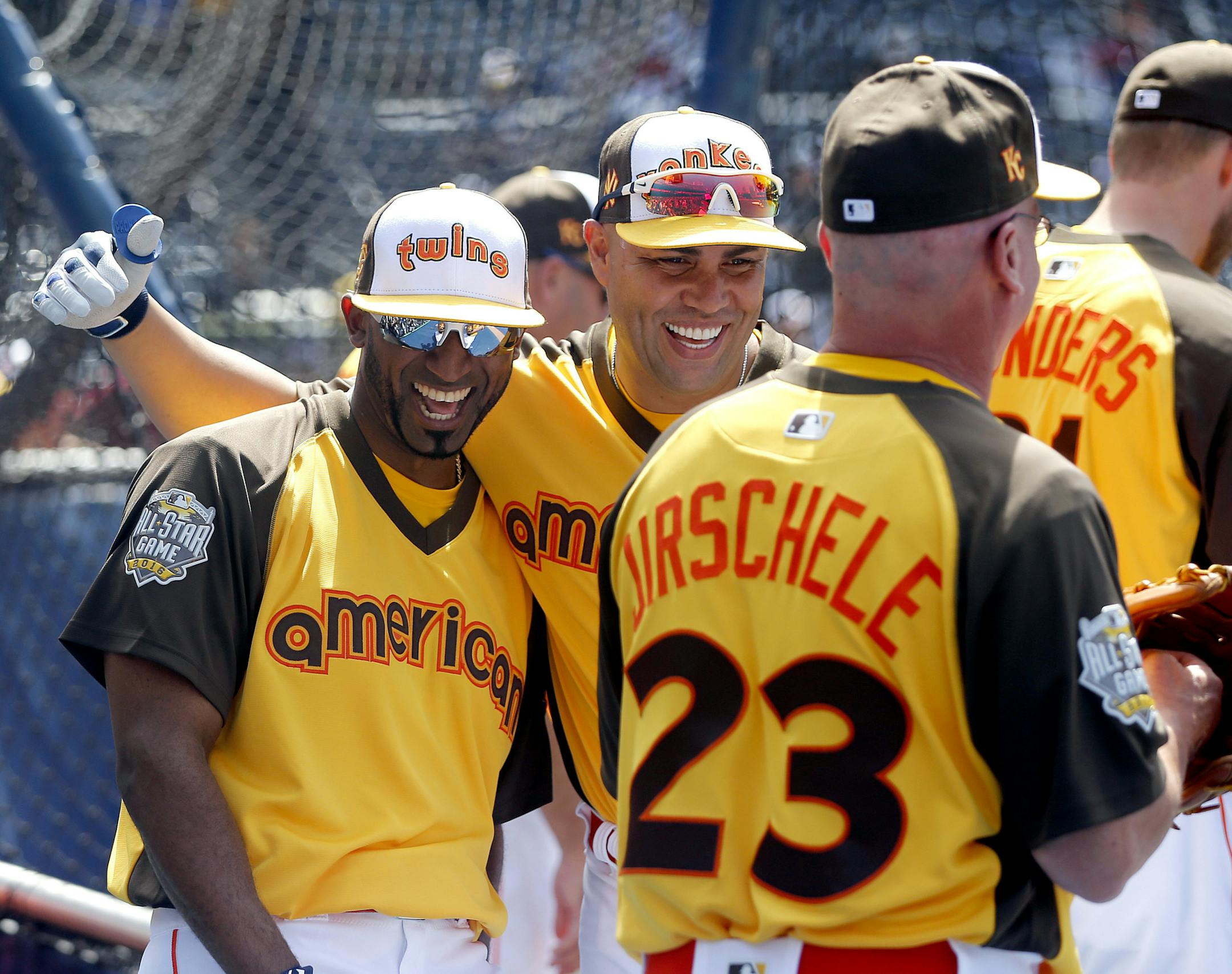 American League's Eduardo Nunez, of the Minnesota Twins, left, and Carlos Beltran, of the New York Yankees, laugh during batting practice prior to the MLB baseball All-Star Home Run Derby, Monday, July 11, 2016, in San Diego. (AP Photo/Lenny Ignelzi)
