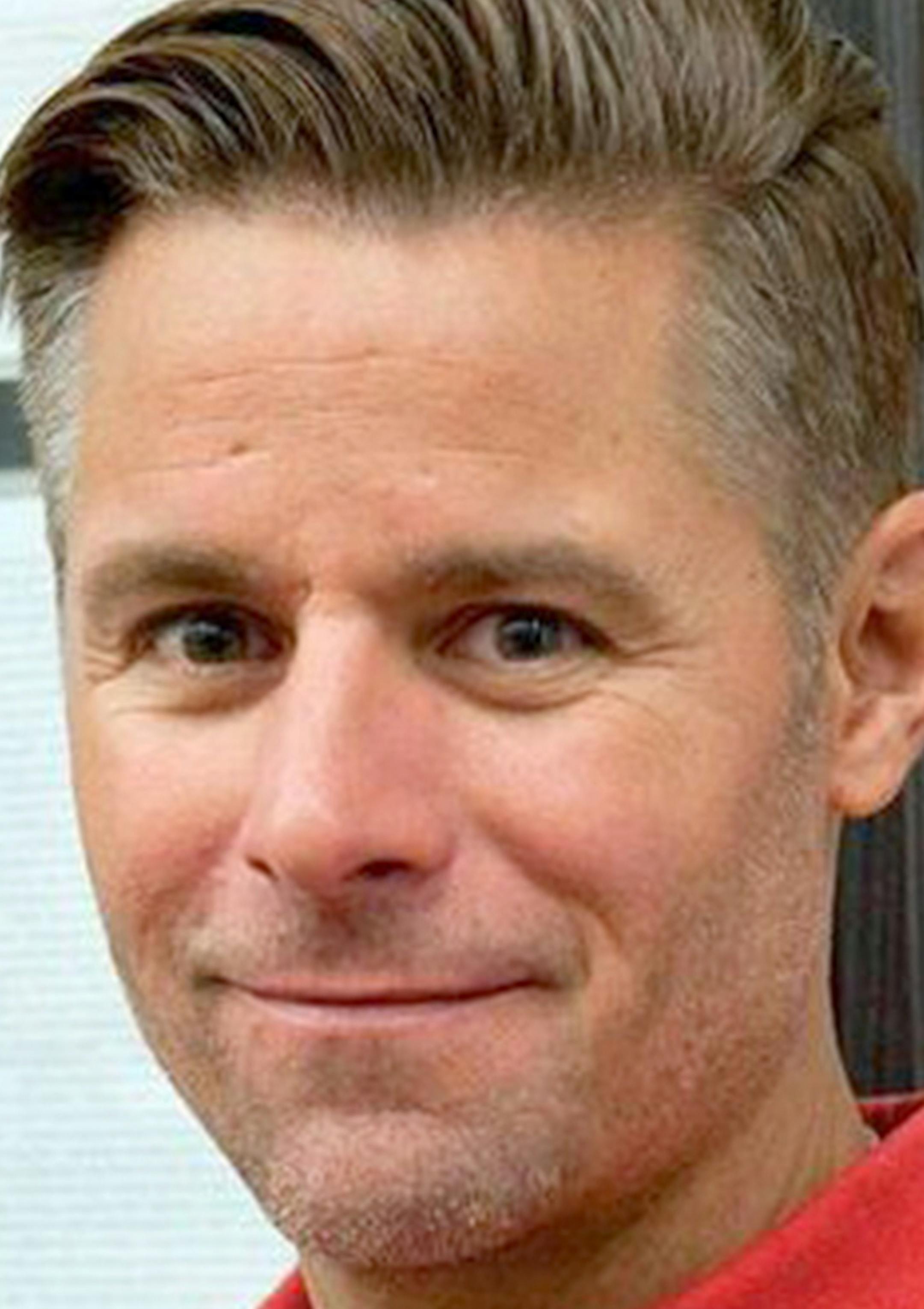 Former Eighth District Congressional candidate Stewart Mills III is sporting a new short haircut after his long locks were singed at a barbecue on the Fourth of July. A picture on Mills' Twitter account showed the short cut.