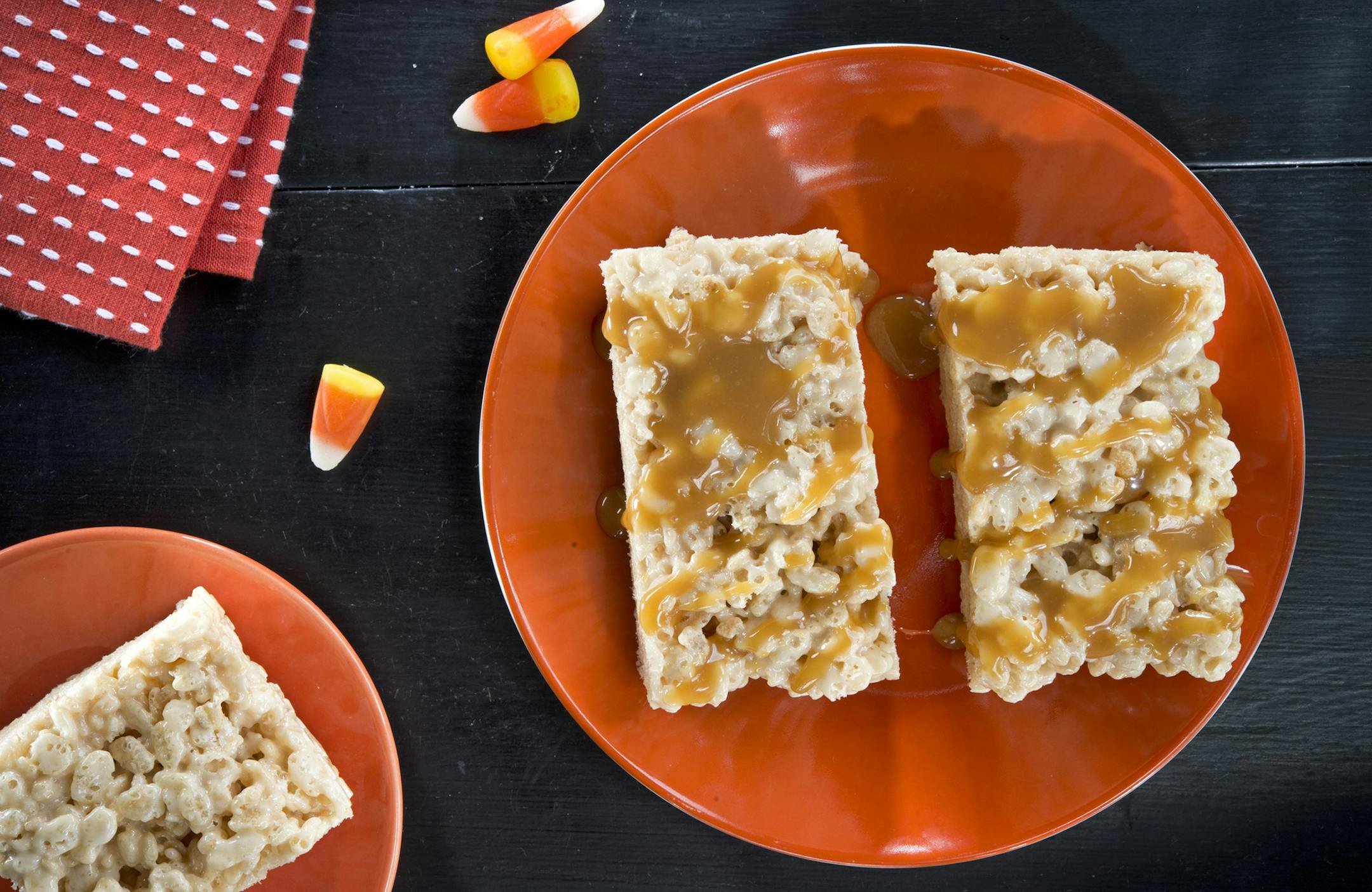 Salted Caramel Crispy Treats. (Tammy Ljungblad/Kansas City Star/TNS) ORG XMIT: 1175754