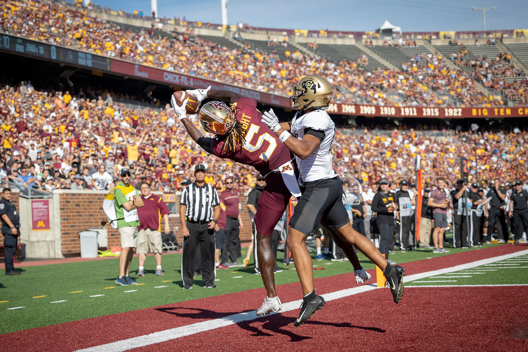Autman Gophers steamroll Colorado 49-7 but lose receiver Chris Autman-Bell to ...