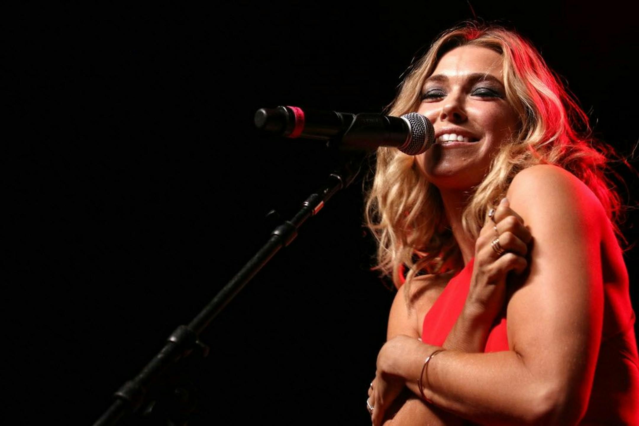 Rachel Platten performs at the Fresh 102.7 Fall Fest at the Theater at Madison Square Garden on Thursday, Oct. 8, 2015, in New York.