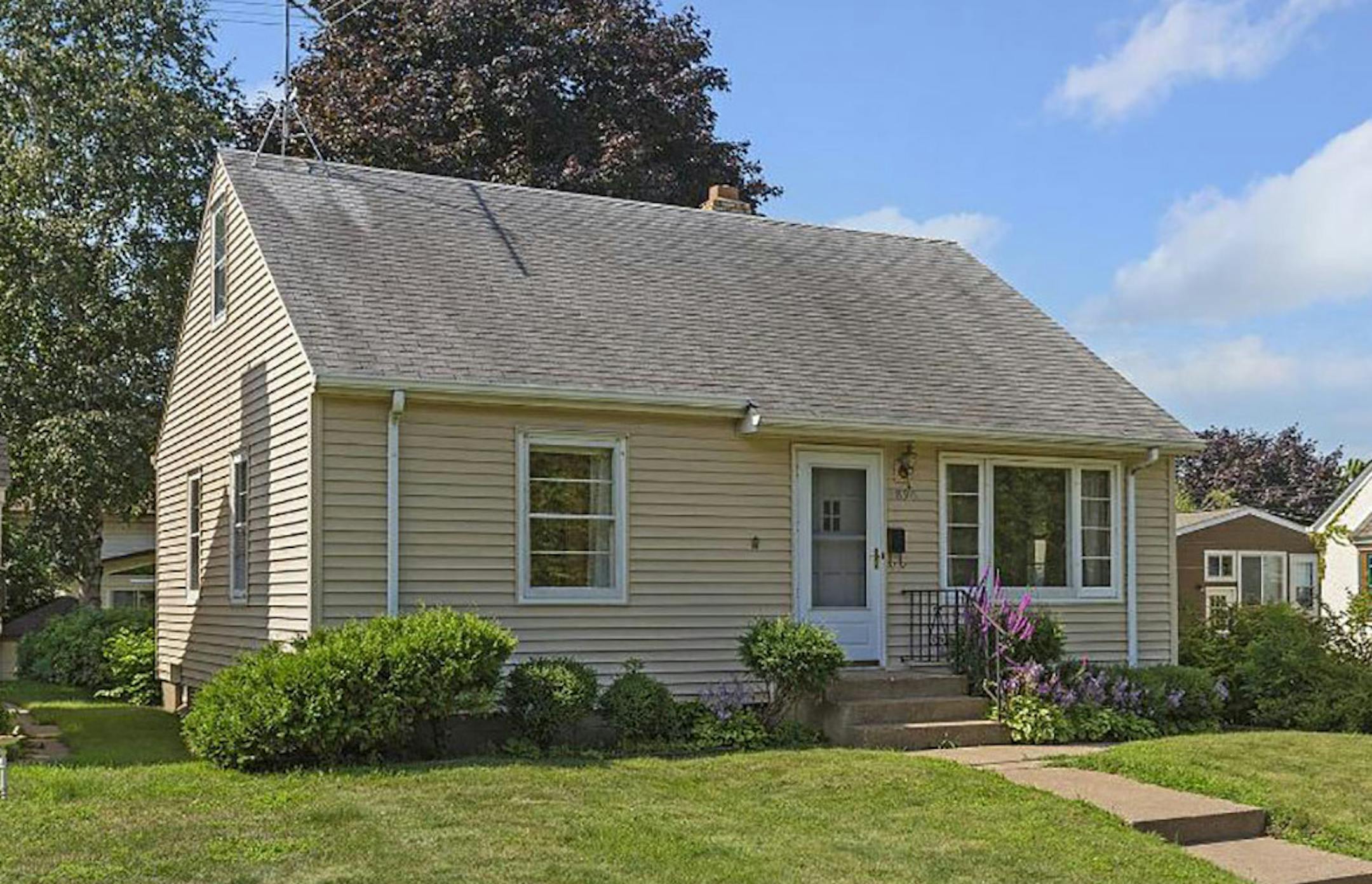 St. Paul
Built in 1951, this three-bedroom, one-bath house located in the Highland neighborhoood has 1,271 square feet and features coved ceilings, hardwood floors, eat-in kitchen, screened porch, full finished basement and one-car detached garage. Listed by Team Edelstein, Coldwell Banker Burnet, 651-276-4300.