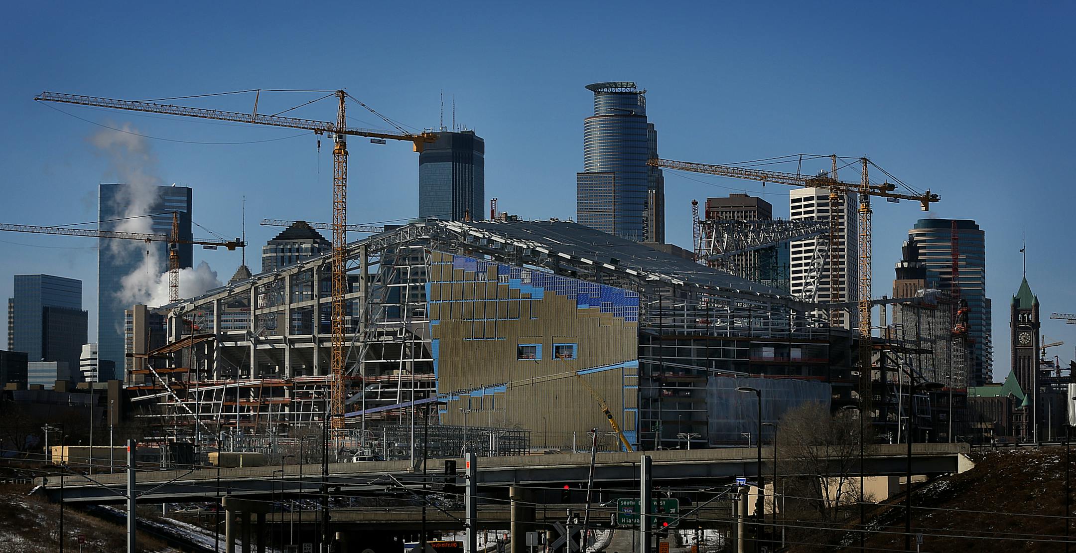 Windows produced by Viracon will soon be installed at the new Vikings stadium site. ] JIM GEHRZ ïjames.gehrz@startribune.com / Owatonna, MN / February 12, 2015 /11:00 AM - BACKGROUND INFORMATION: Glass maker Viracon begins producing the windows for the new Vikings Stadium in February. We have been invited in for a tour. The company CEO will see some of the first windows roll off the production line. The plant is in Owatonna.