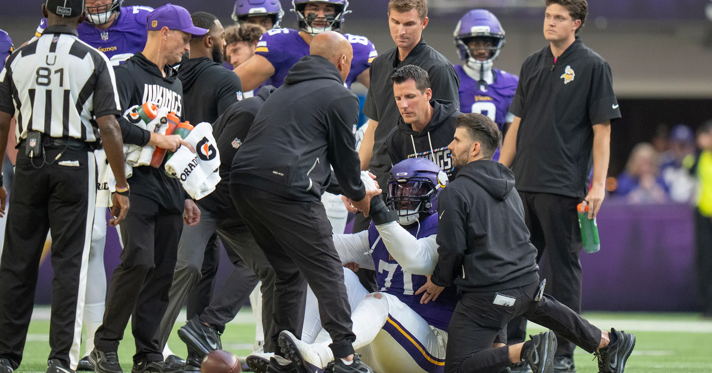 Vikings O-line faces uncertainty ahead of Saints game. Here’s the latest.