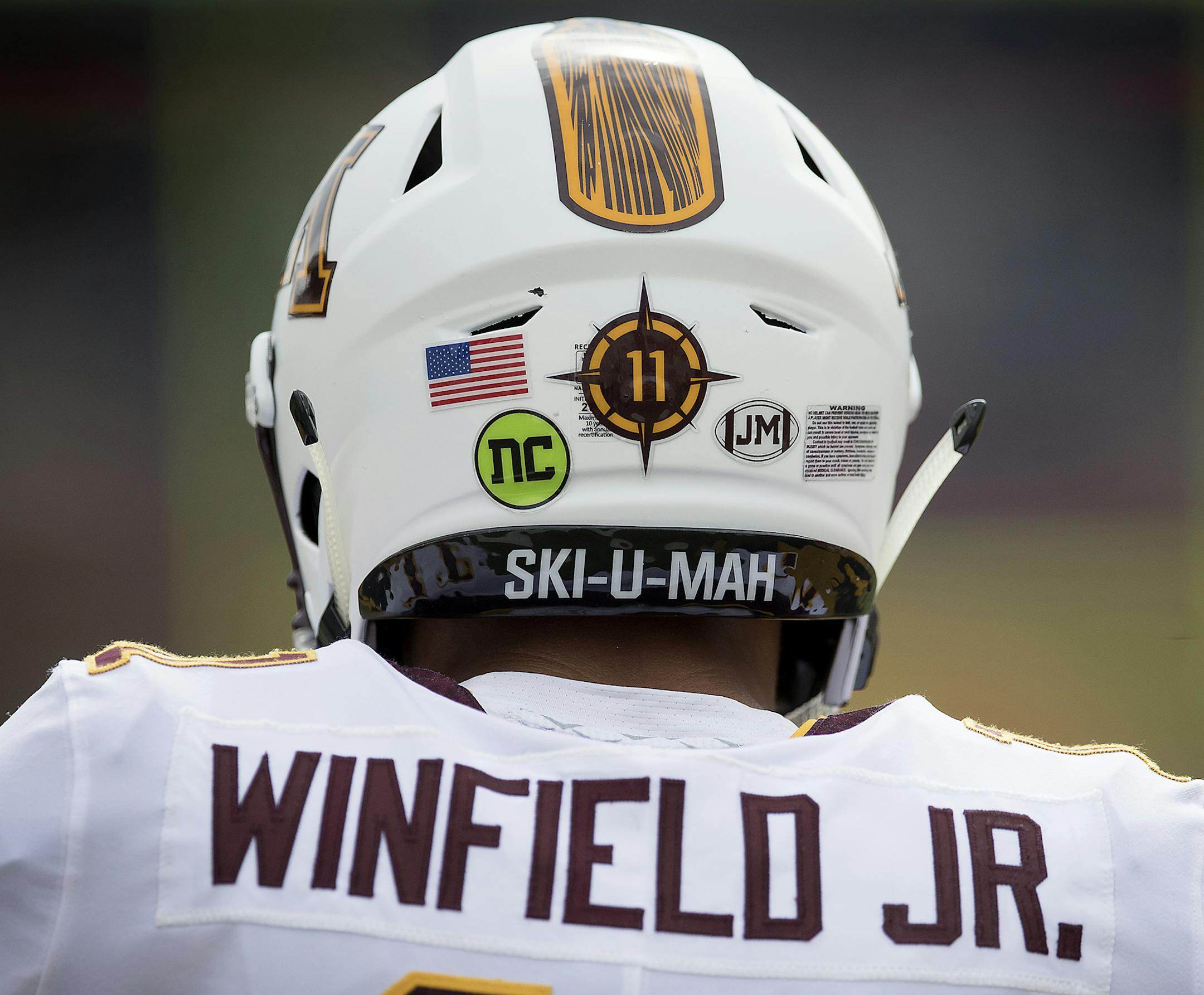 Minnesota's defensive back Antoine Winfield Jr. sported a green sticker on his helmet in memory of Nick Connelly, former offensive guard for Minnesota who died recently of cancer, before Minnesota took on Maryland at Capital One Field in College Park, MD. ] ELIZABETH FLORES &#xef; liz.flores@startribune.com