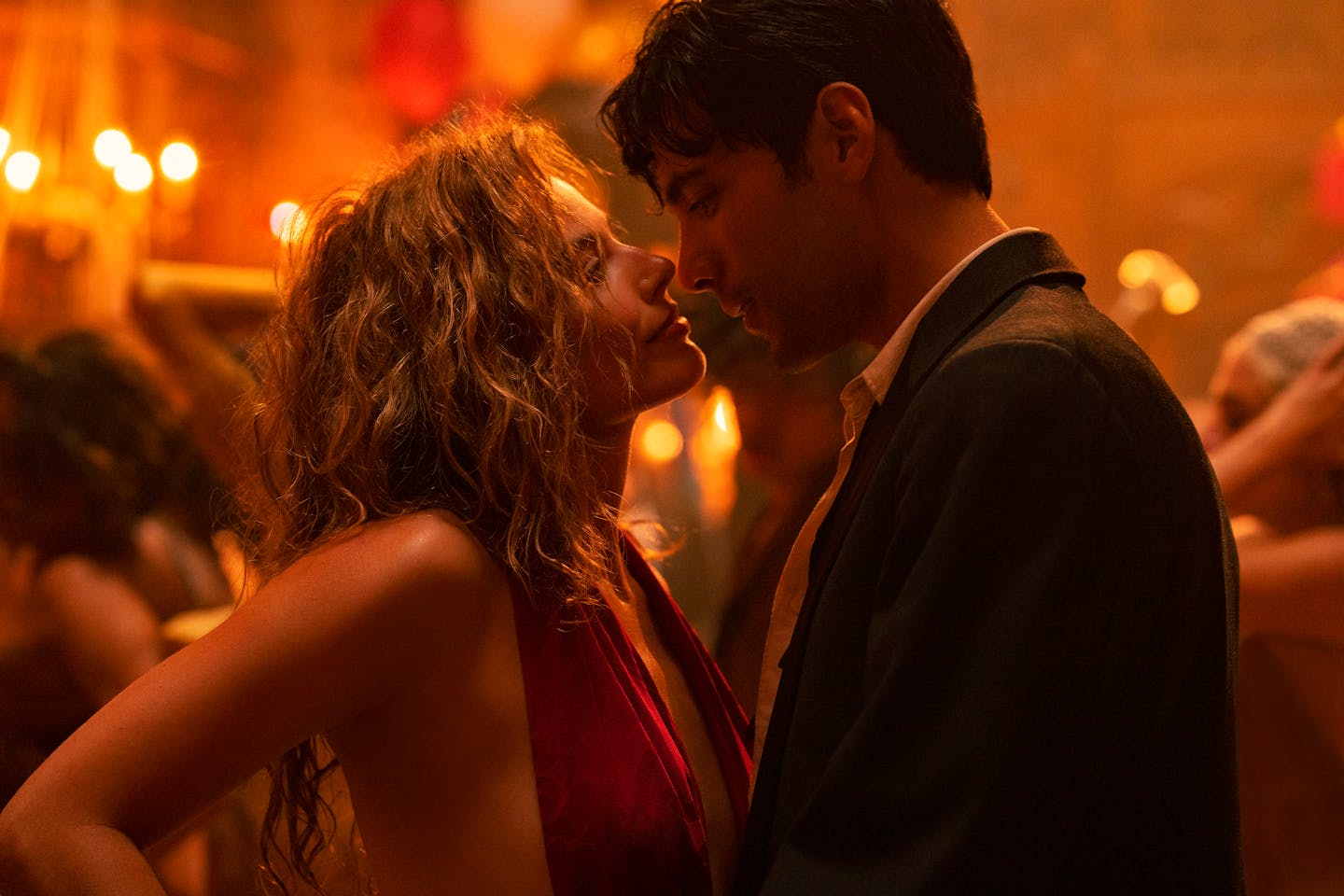 Babylon' review: All undressed up with no place to go