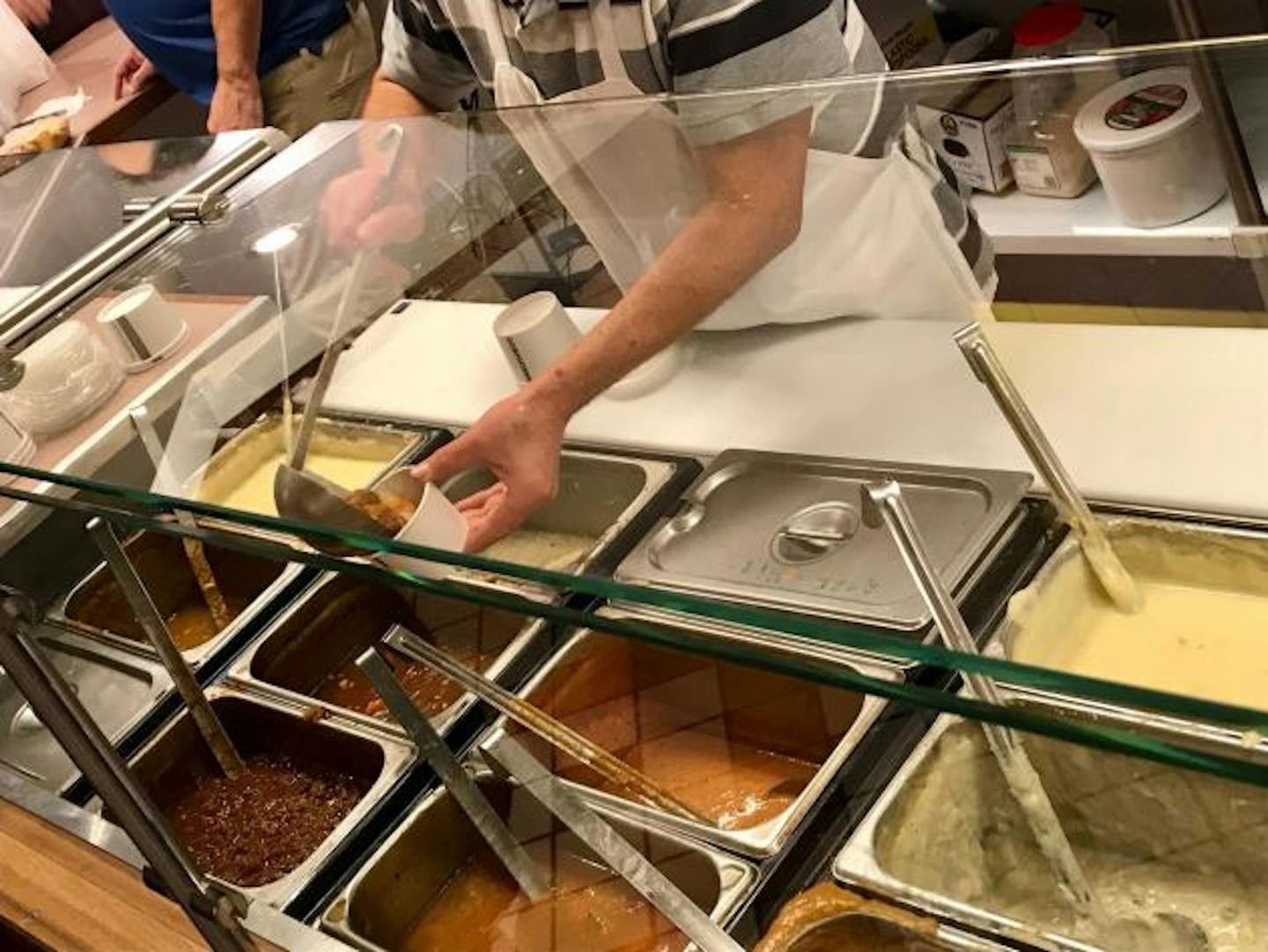 Soup! Breadsticks! Eddington's is back in the Minneapolis skyway