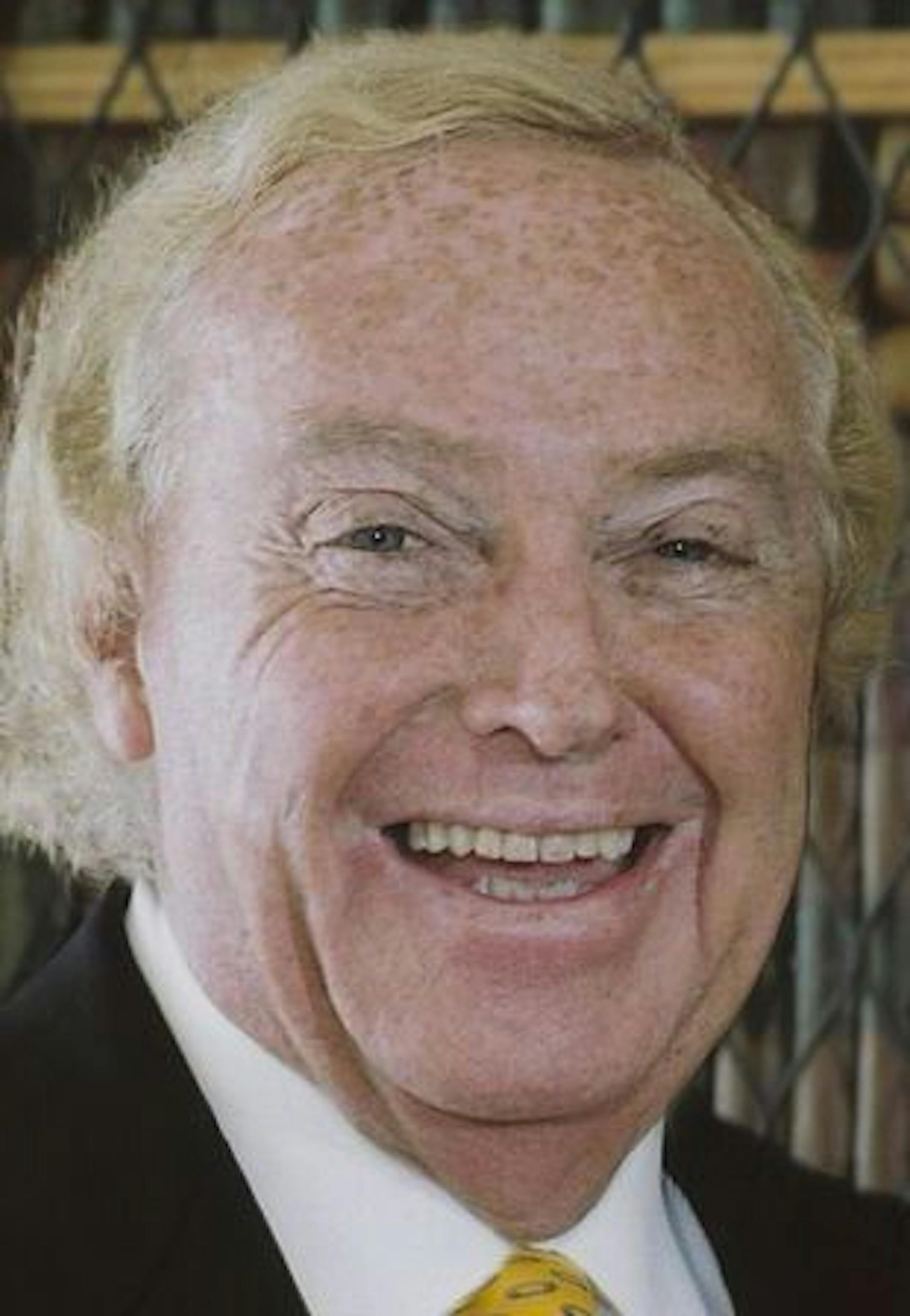 Bob ìMacî MacDonald is the retired chairman, president and CEO of Allianz Life of North America