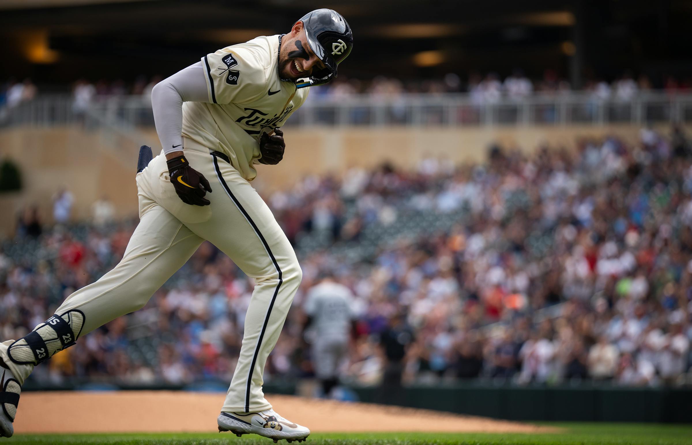 Twins hope 33-year-old hitting coach Matt Borgschulte can develop young players