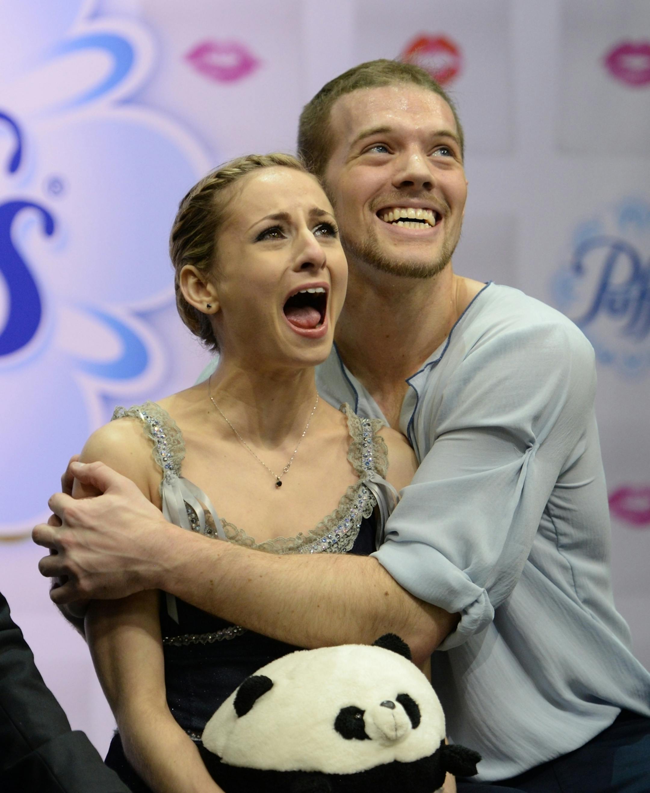 Tarah Kayne and Danny O'Shea reacted to their score being announced after their performance in the Pairs Free Skate Competition of of the 2016 Prudential U.S. Figure Skating Championships Saturday. Kayne and O'Shea won 1st place with a score of 142.04.