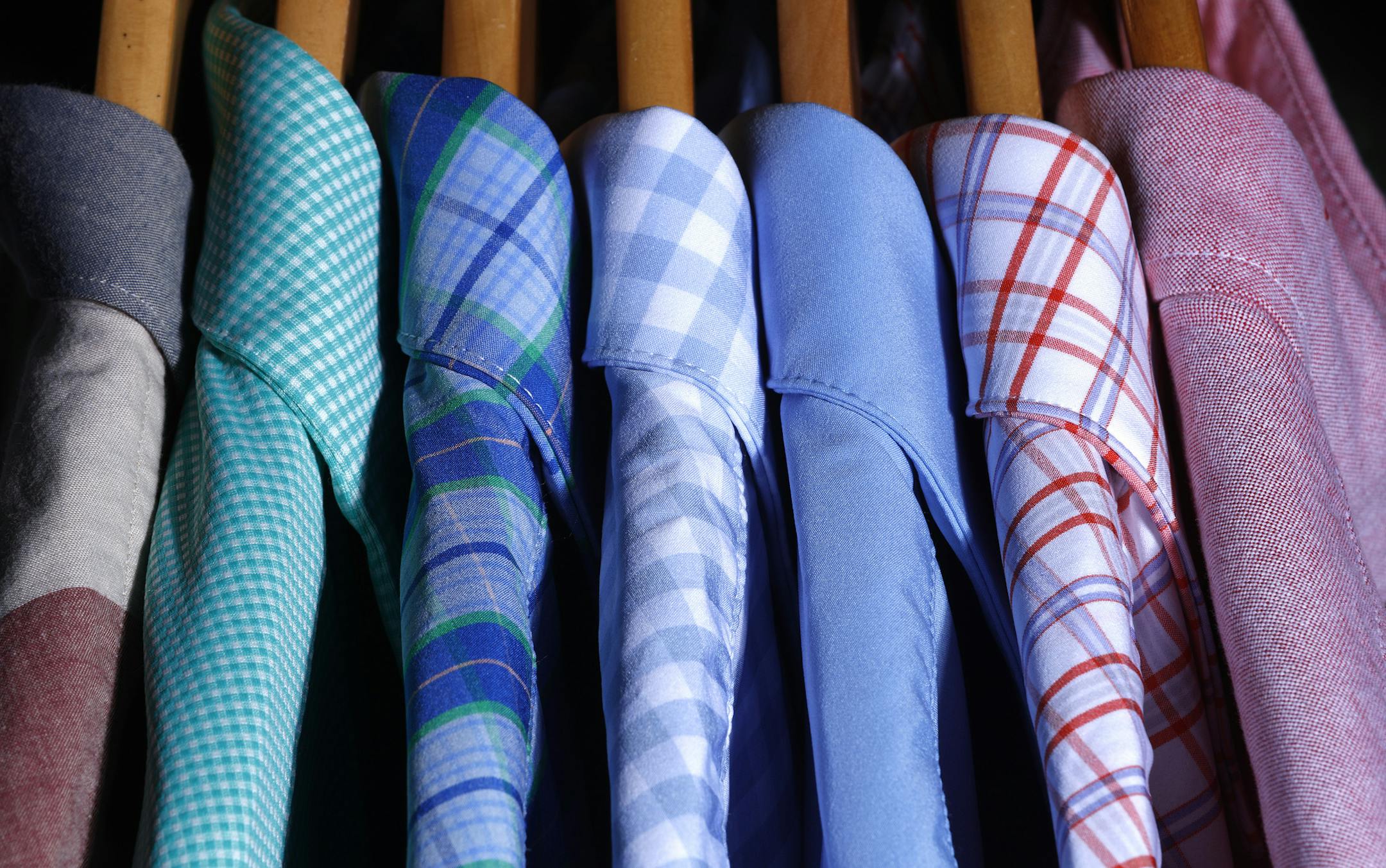 From bright ginghams to sturdy Oxfords, summer shirts from John Henry look crisp.