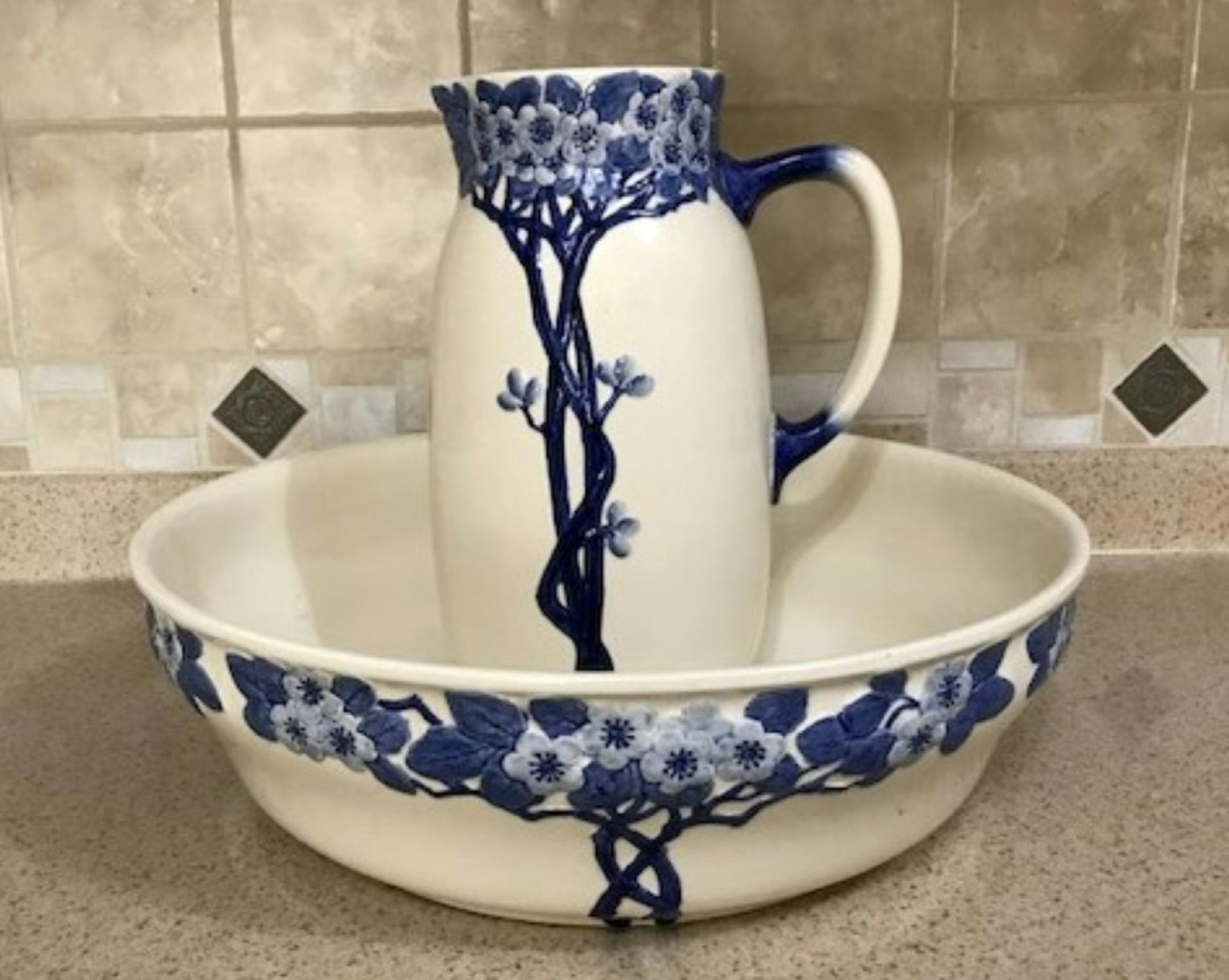 This bowl and pitcher set was once part of a larger grouping that might have included everything from a soap dish to a toothbrush holder. (Handout/TNS)