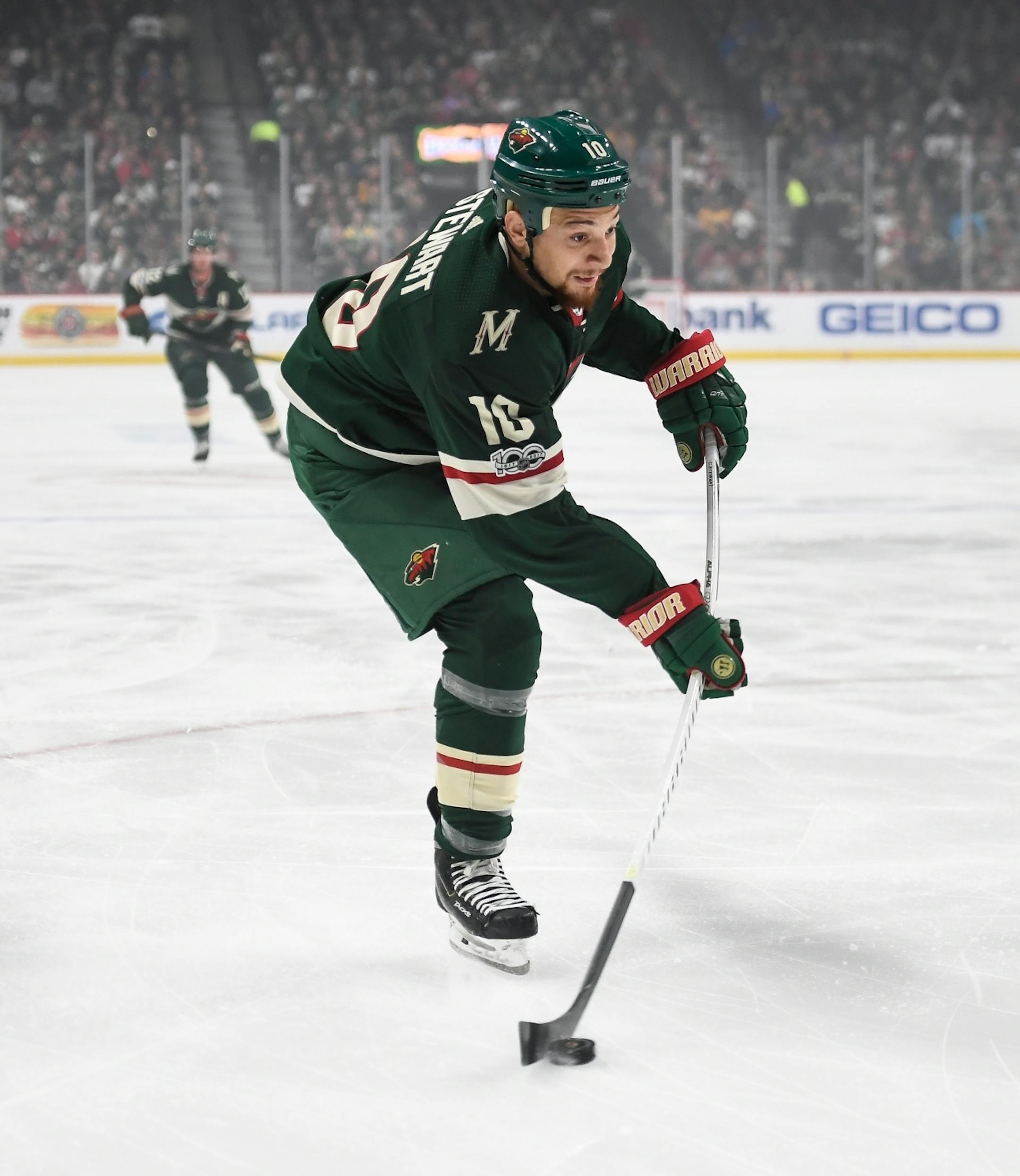 Minnesota Wild right wing Chris Stewart (10) attempted a shot on Columbus' goal in the first period.