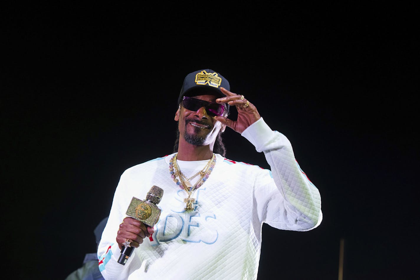 Snoop Dogg performs onstage at State Farm Arena on Saturday, Jan. 5, 2019, in Atlanta. (Photo by Paul R. Giunta/Invision/AP) ORG XMIT: GAPG002