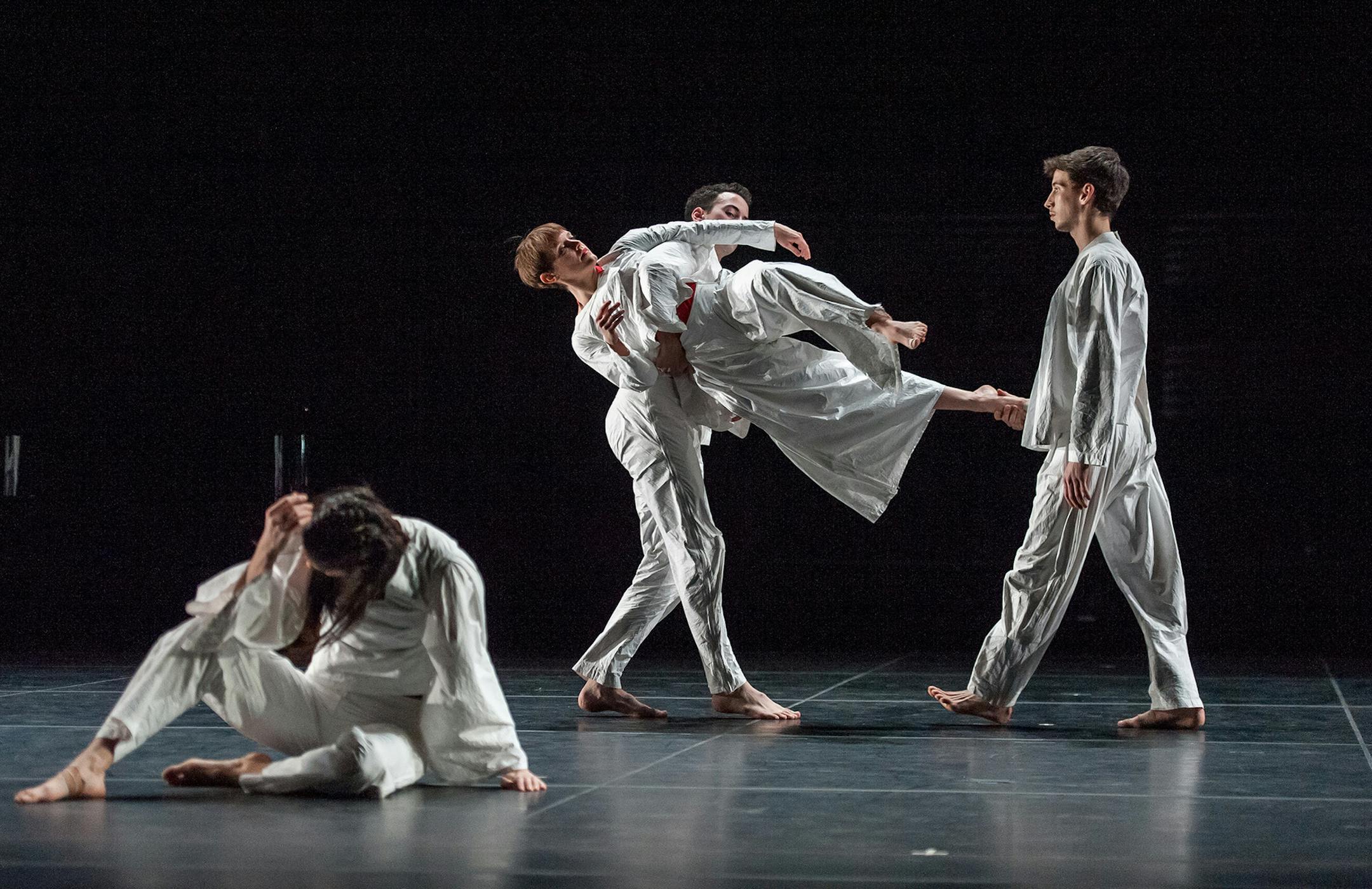 "I&#x201a;&#xc4;&#xf4;m going to toss my arms- if you catch them they&#x201a;&#xc4;&#xf4;re yours" by Trisha Brown Dance Company Photo by Stephanie Berger