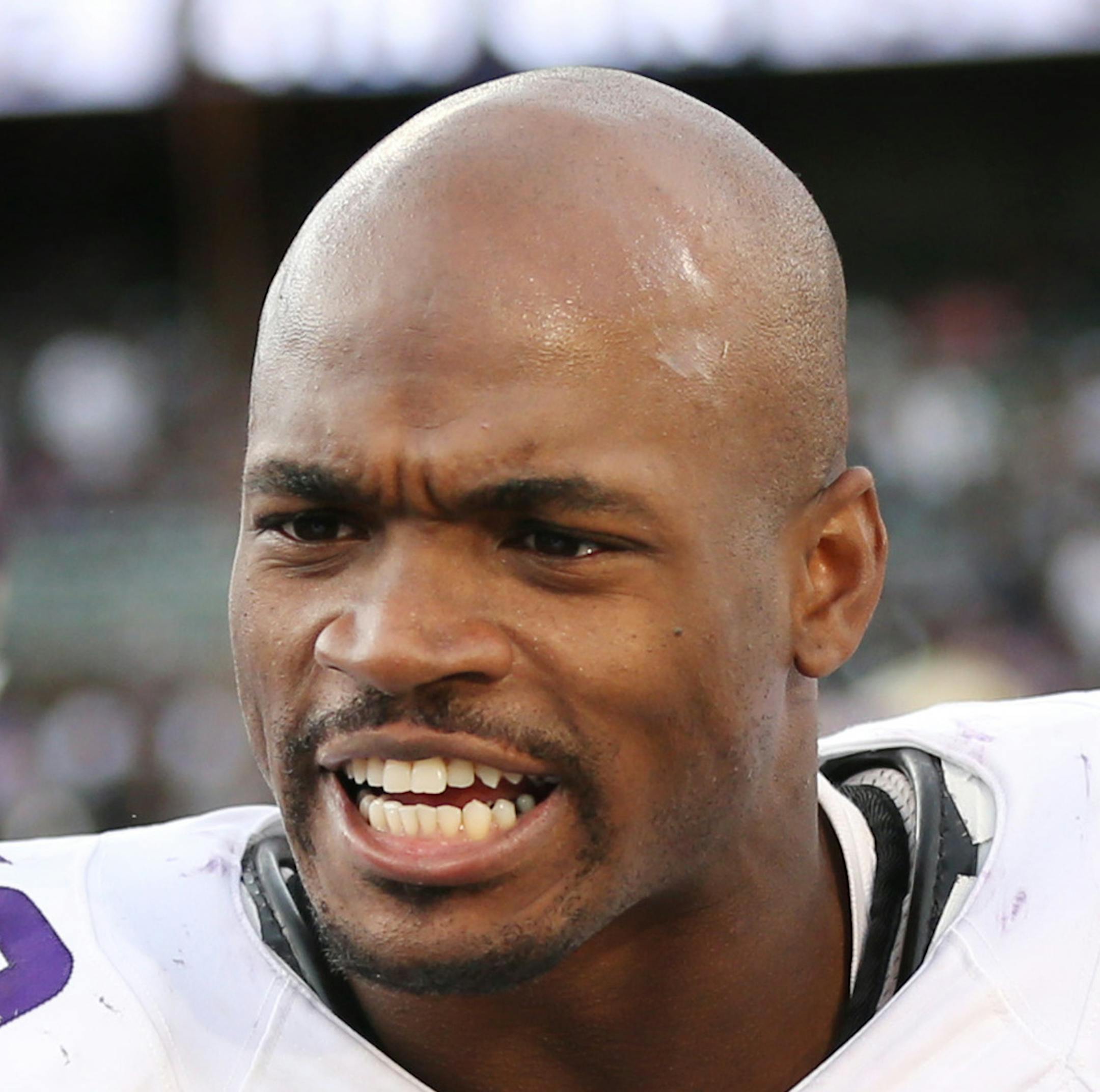 Minnesota Vikings running back Adrian Peterson (28) congratulated cornerback Terence Newman (23) on his forth quarter interception at the Oakland Coliseum Sunday November 15, 2015 in Oakland, CA.] The Minnesota Vikings beat at the Oakland Raiders 30-14 in the Coliseum. Jerry Holt/ Jerry.Holt@Startribune.com