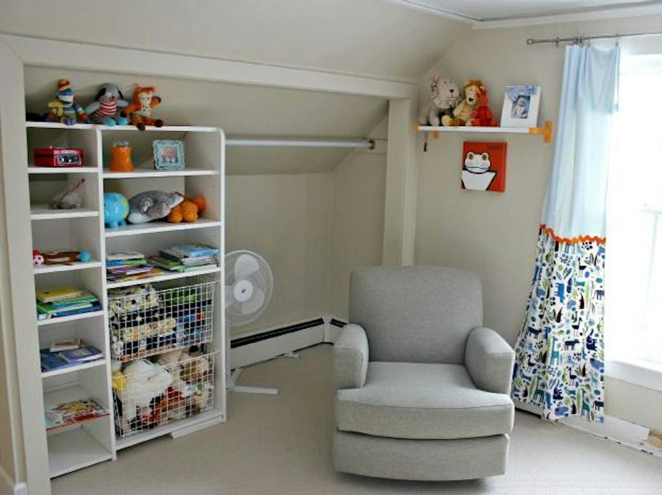 The boys’ room before the makeover.